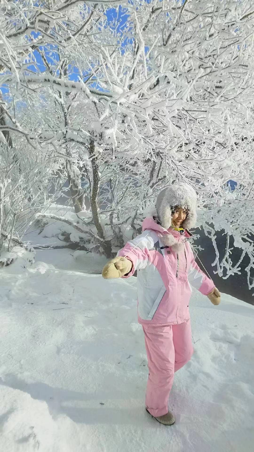 逊克县古纳温雾凇景区旅行图片 2