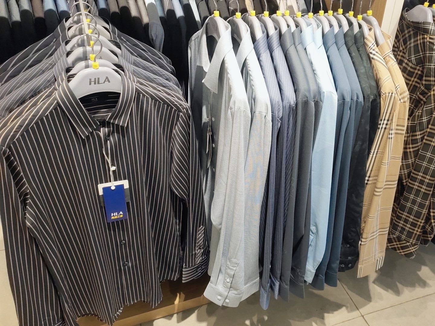 海澜之家(新疆克拉玛依准噶尔路二店)