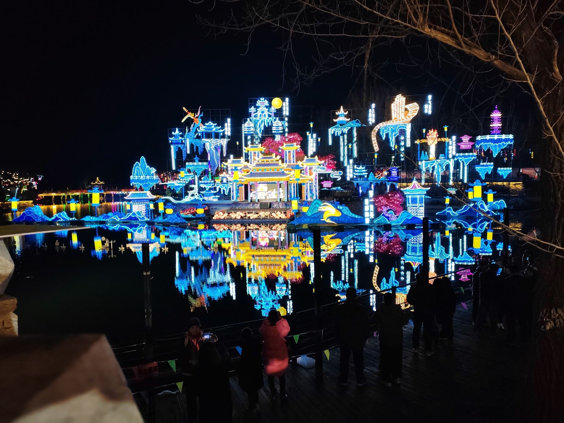 淄博花灯齐彩城旅行图片 3