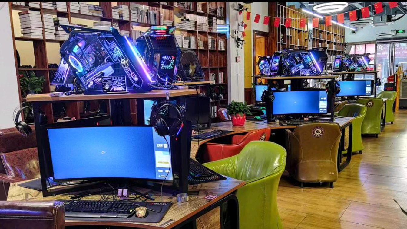 摩登网咖(百花洲店)