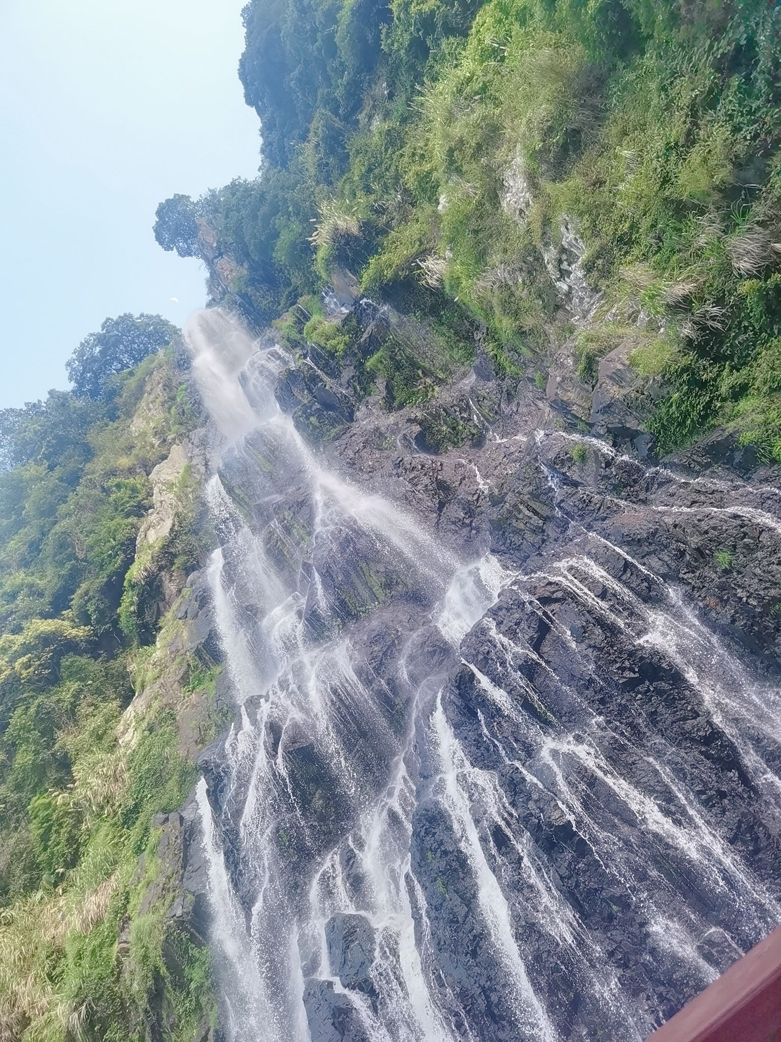 虹山瀑布旅行图片 3