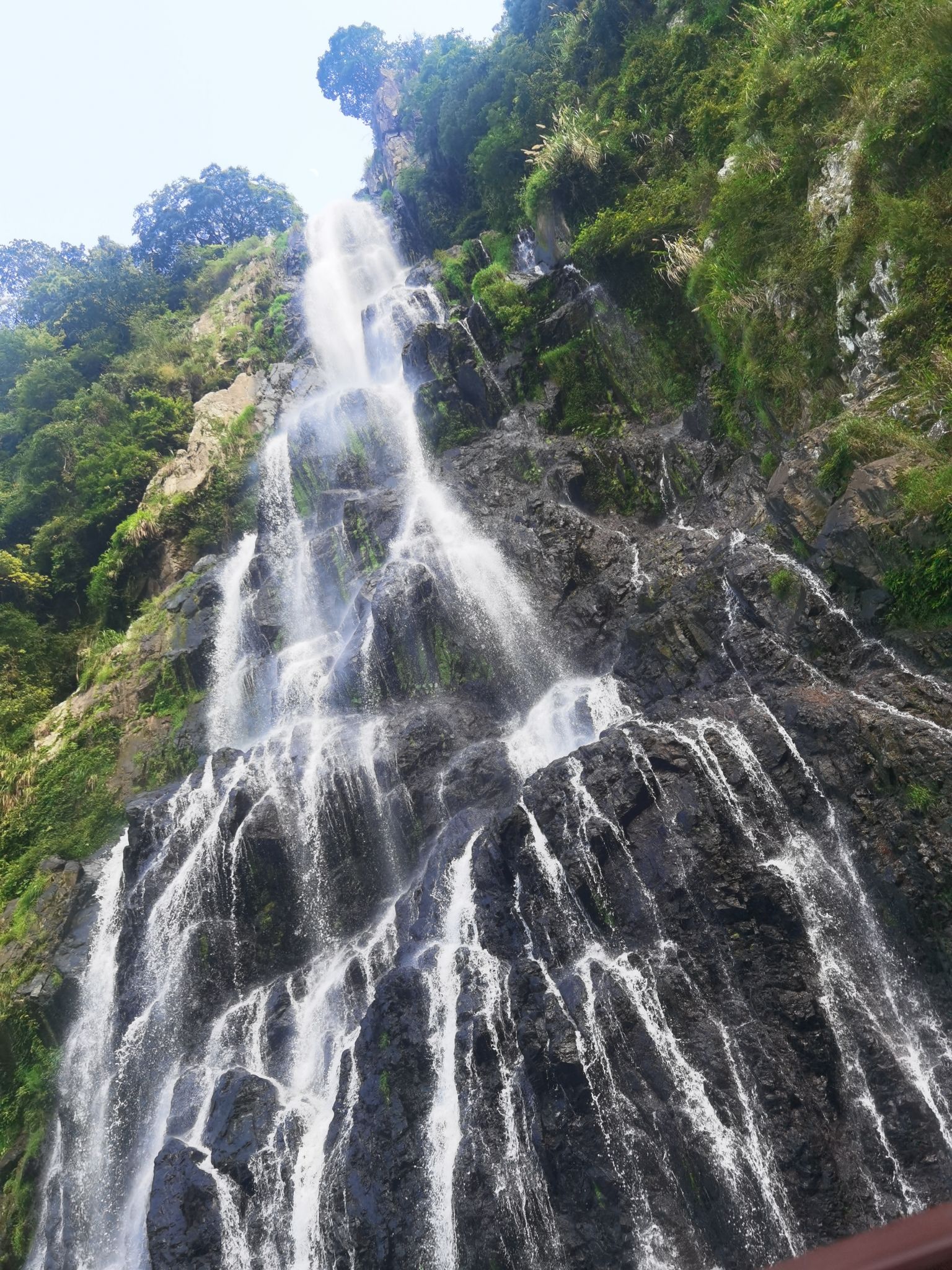 虹山瀑布旅行图片 2