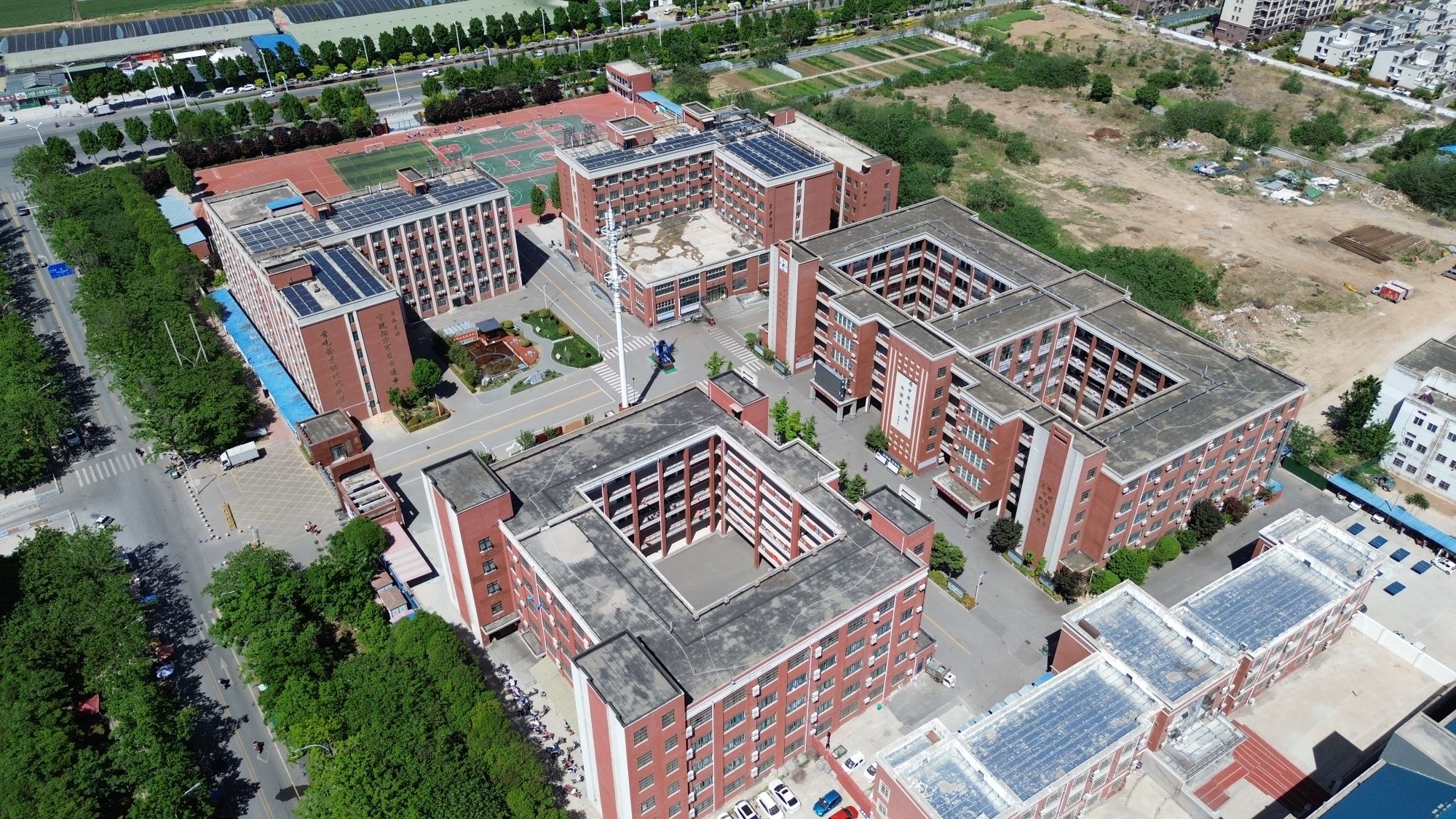 濮阳市第一中学龙源实验学校