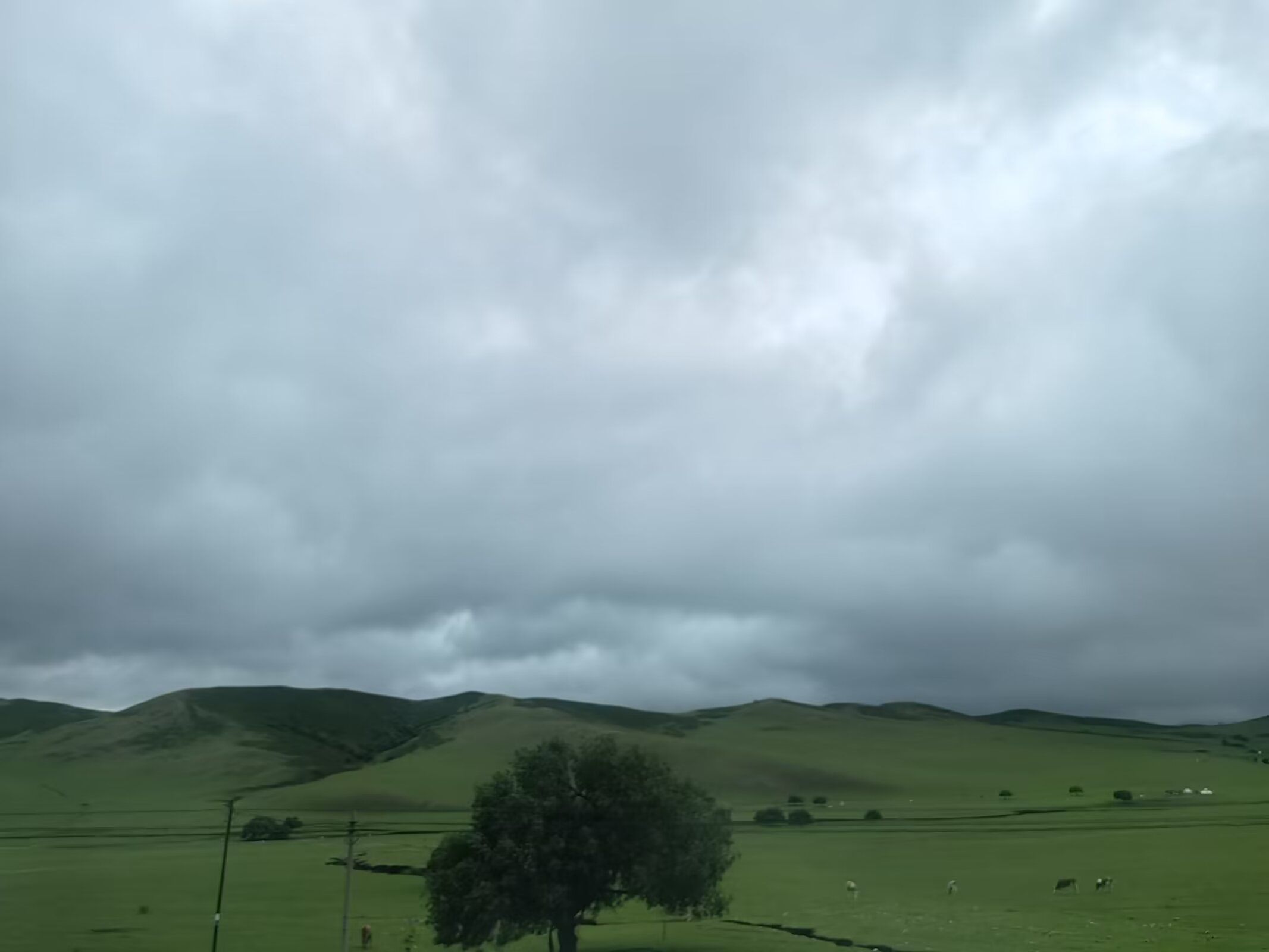 可汗山旅行图片 1