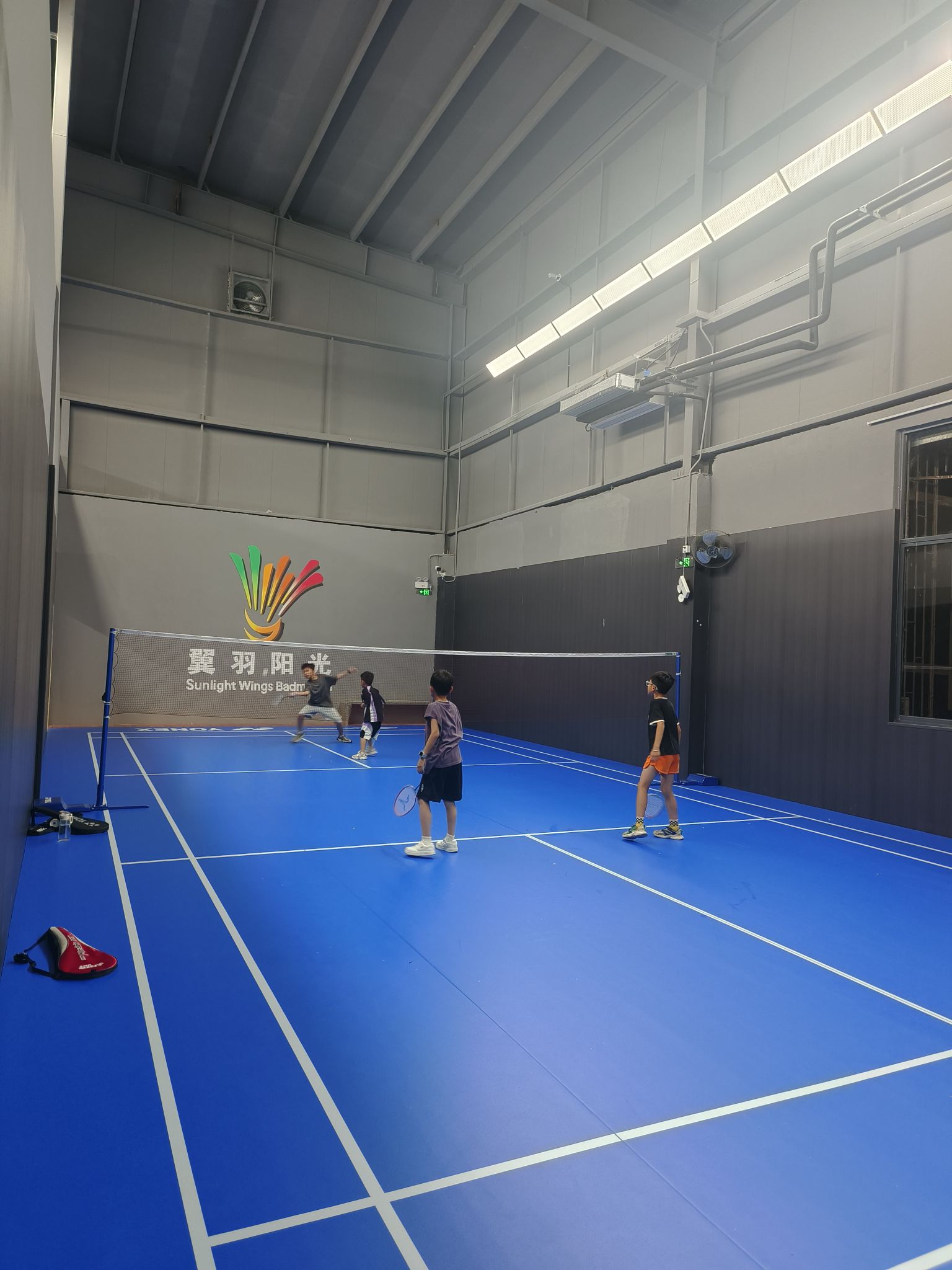 场地封面-翼羽阳光羽毛球馆