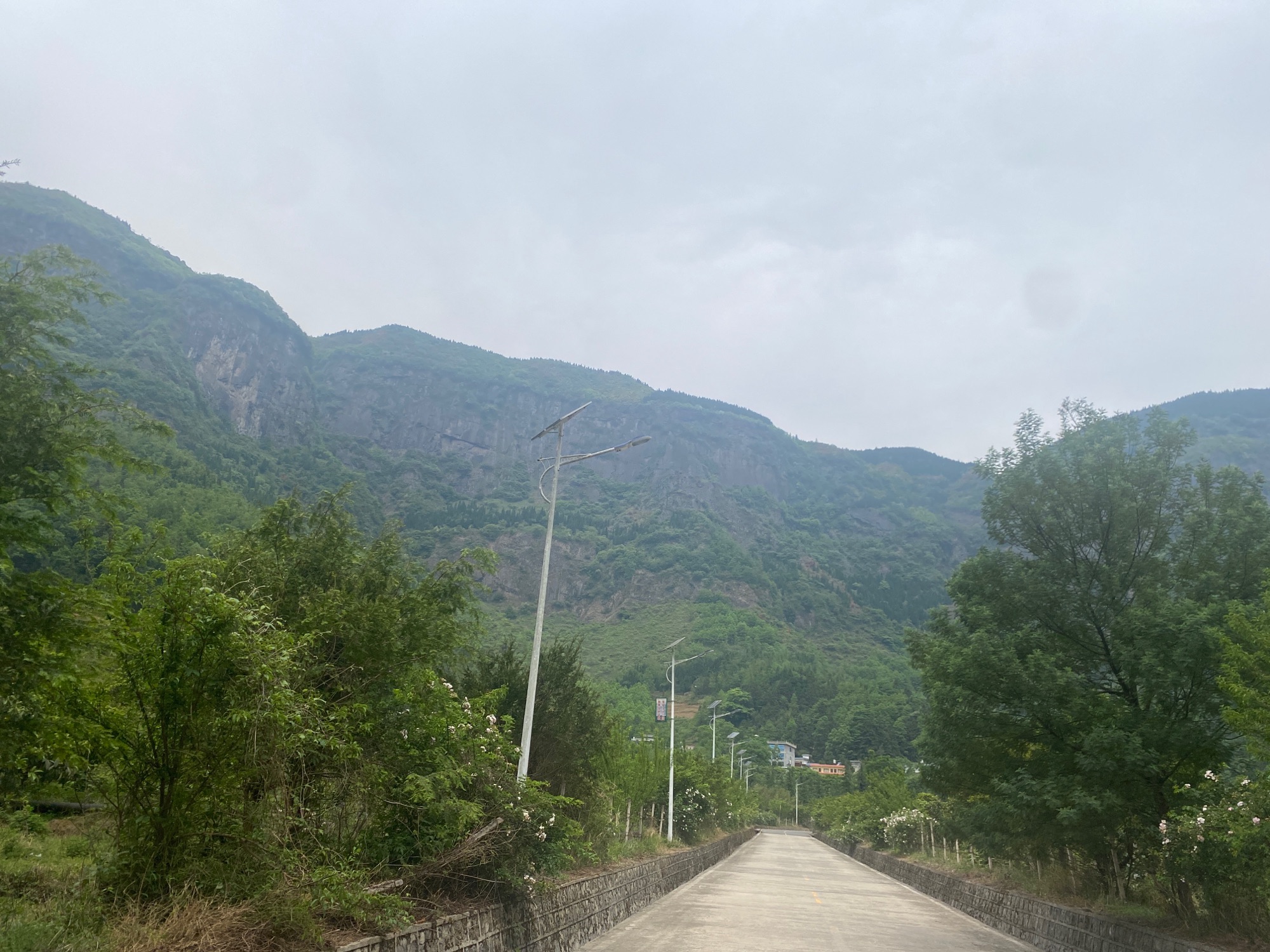 天山飞瀑景点旅行图片 3