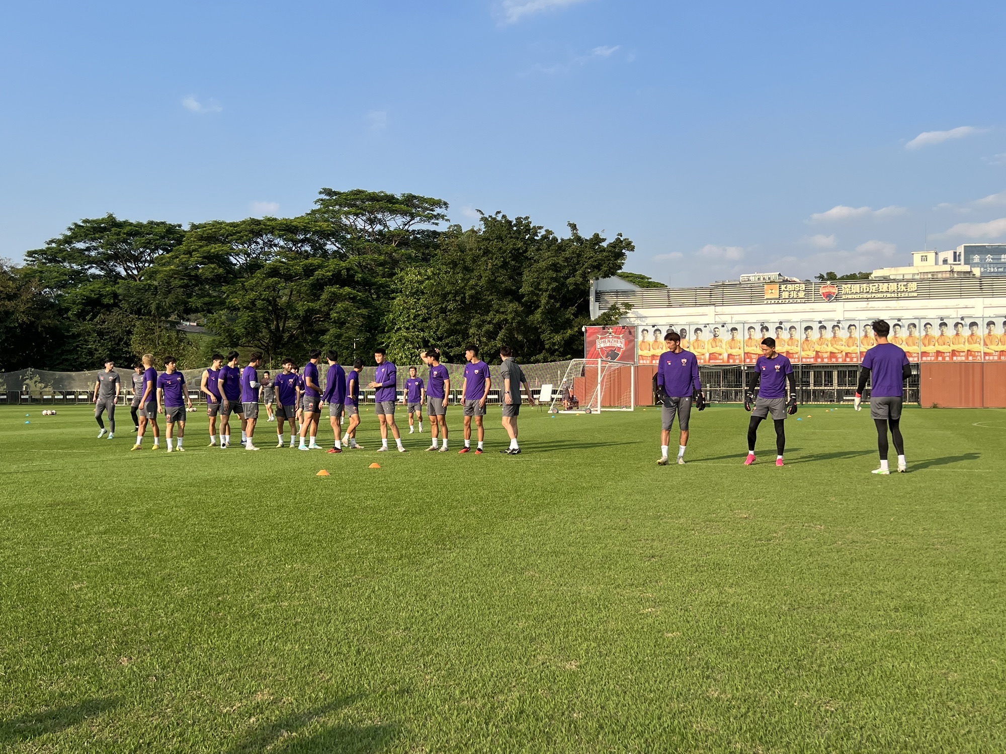 场地封面-深圳足球俱乐部