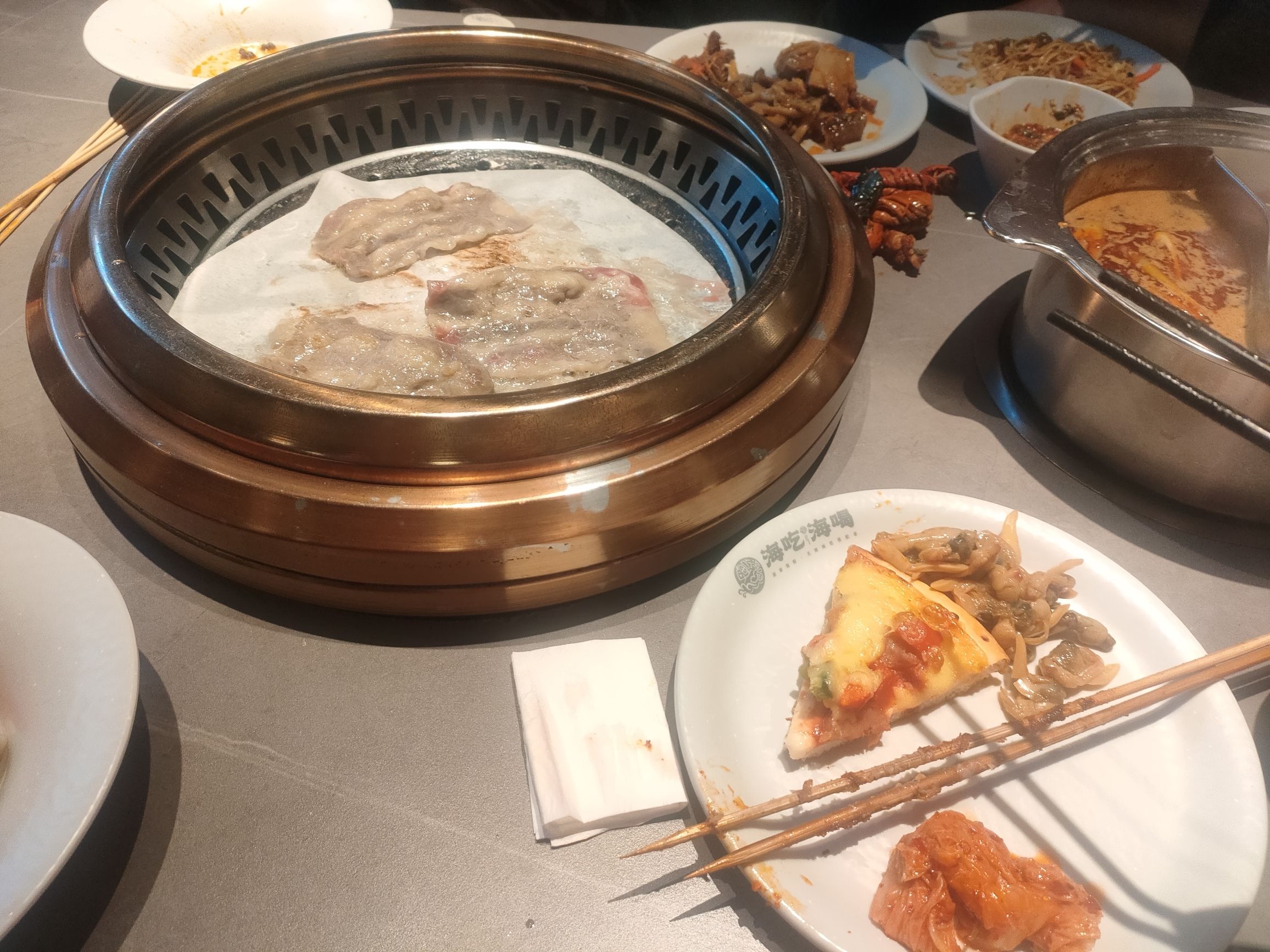 海吃海喝海鲜烤肉火锅自助餐厅(地王新天地店)