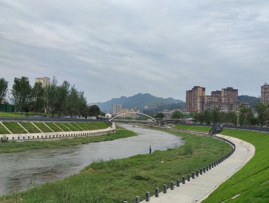 筠连县定水广场旅行图片 3