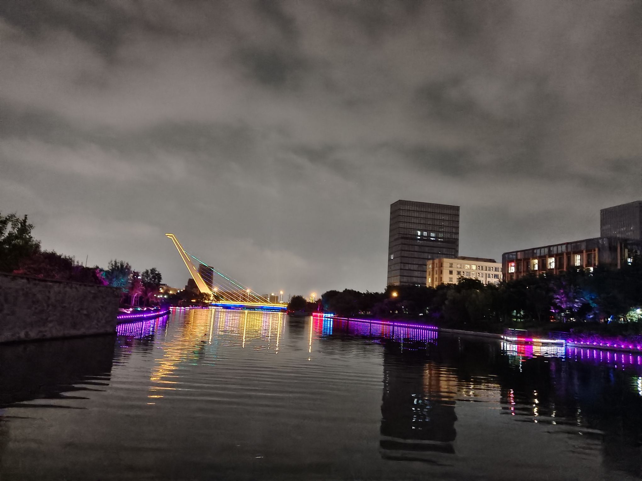 人才广场旅行图片 1