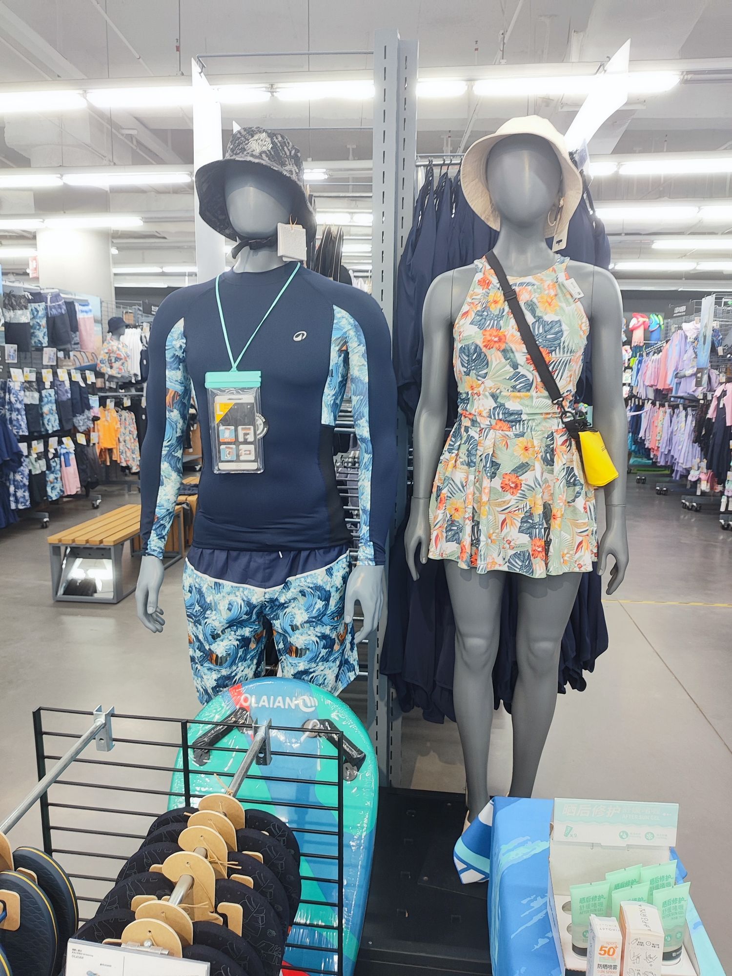 迪卡侬(观海路店)