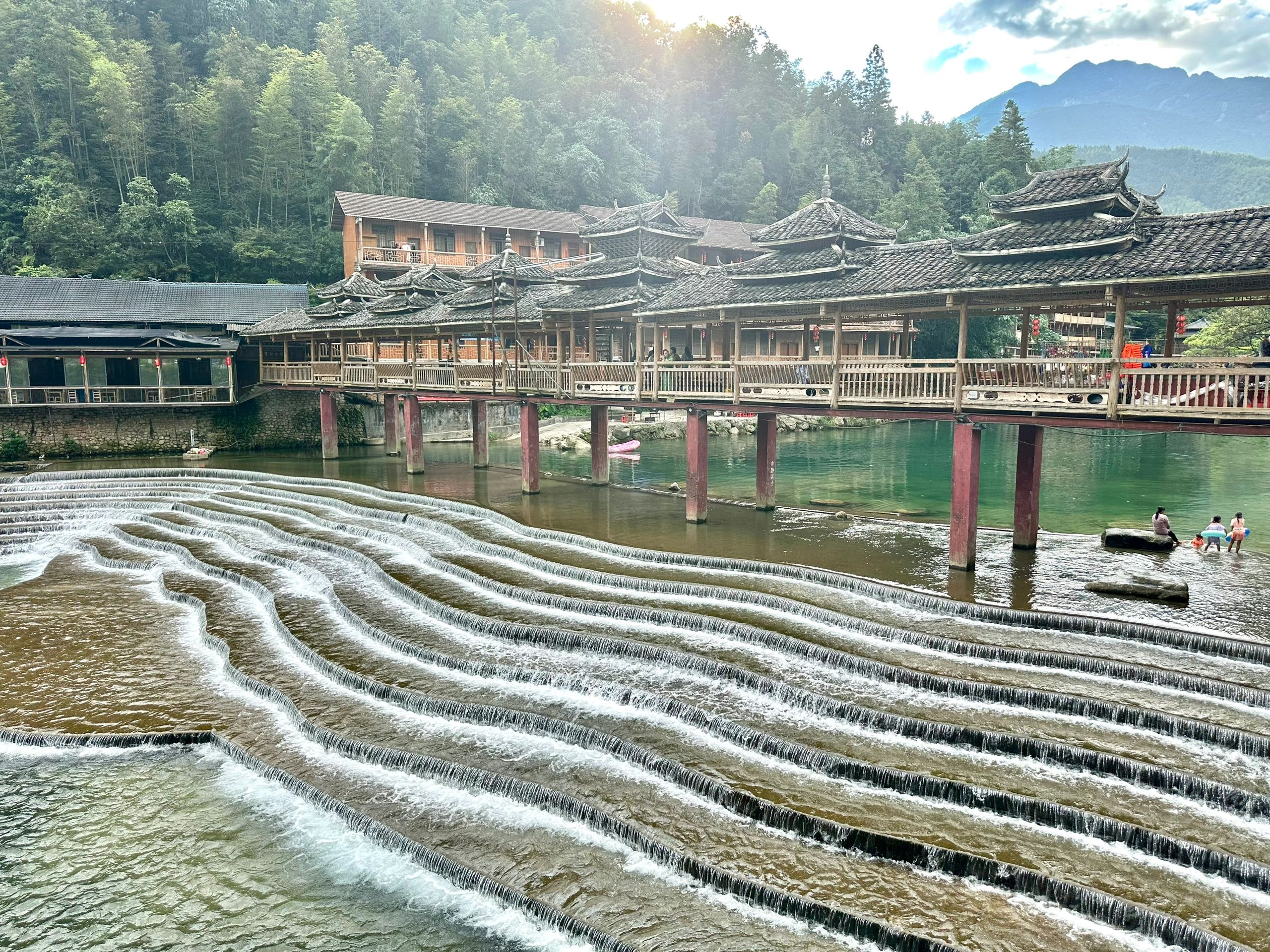 嵘溪瀑布景区旅行图片 1