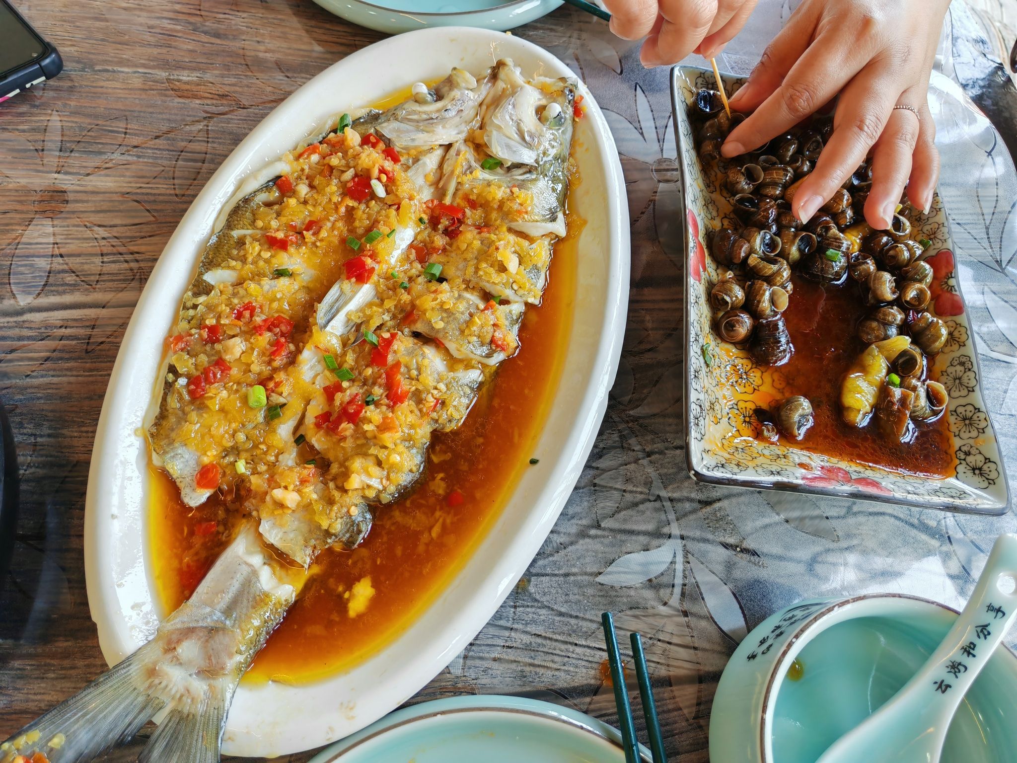 七张桌精品餐馆