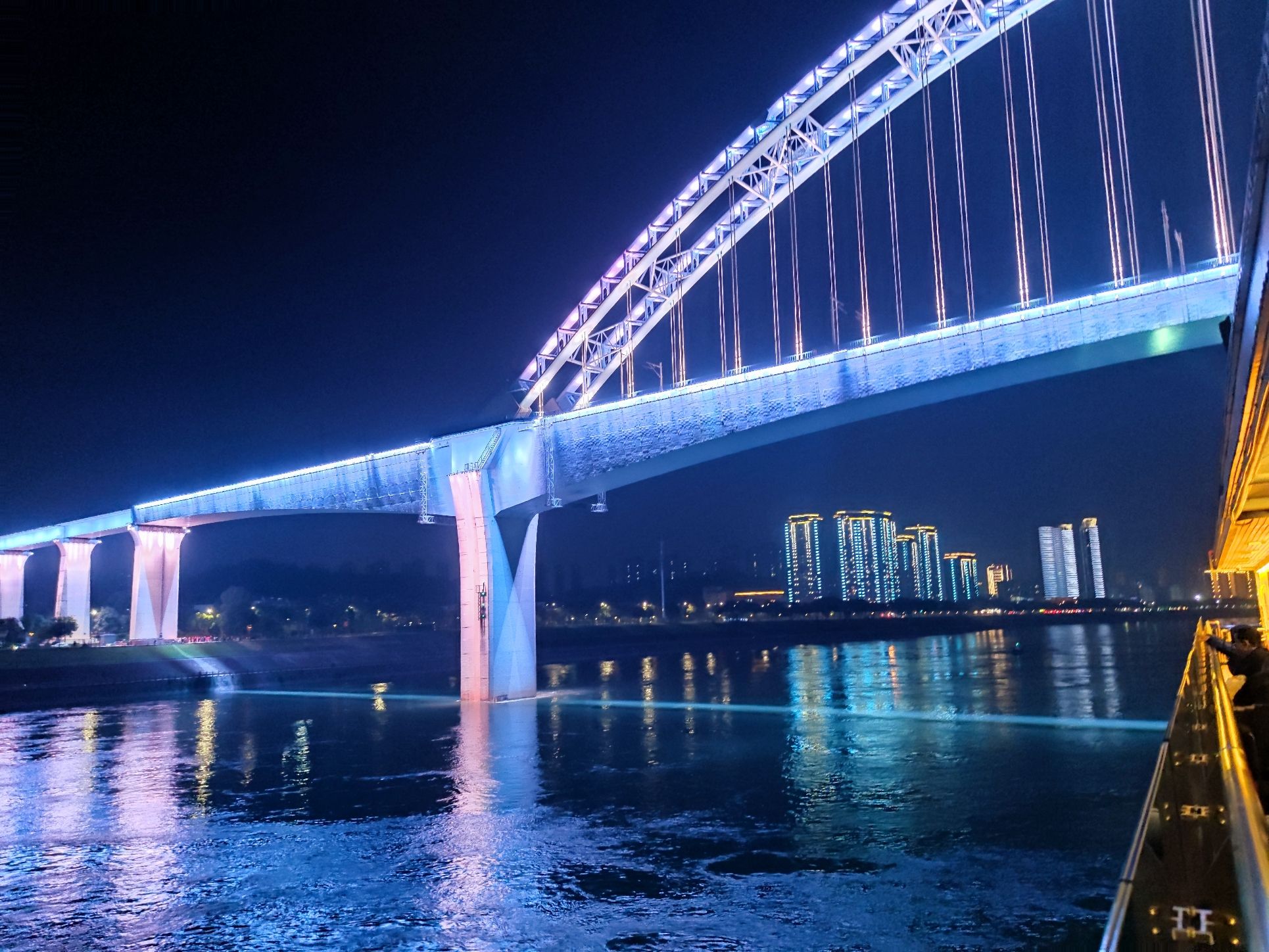 交运长江夜游旅行图片 2