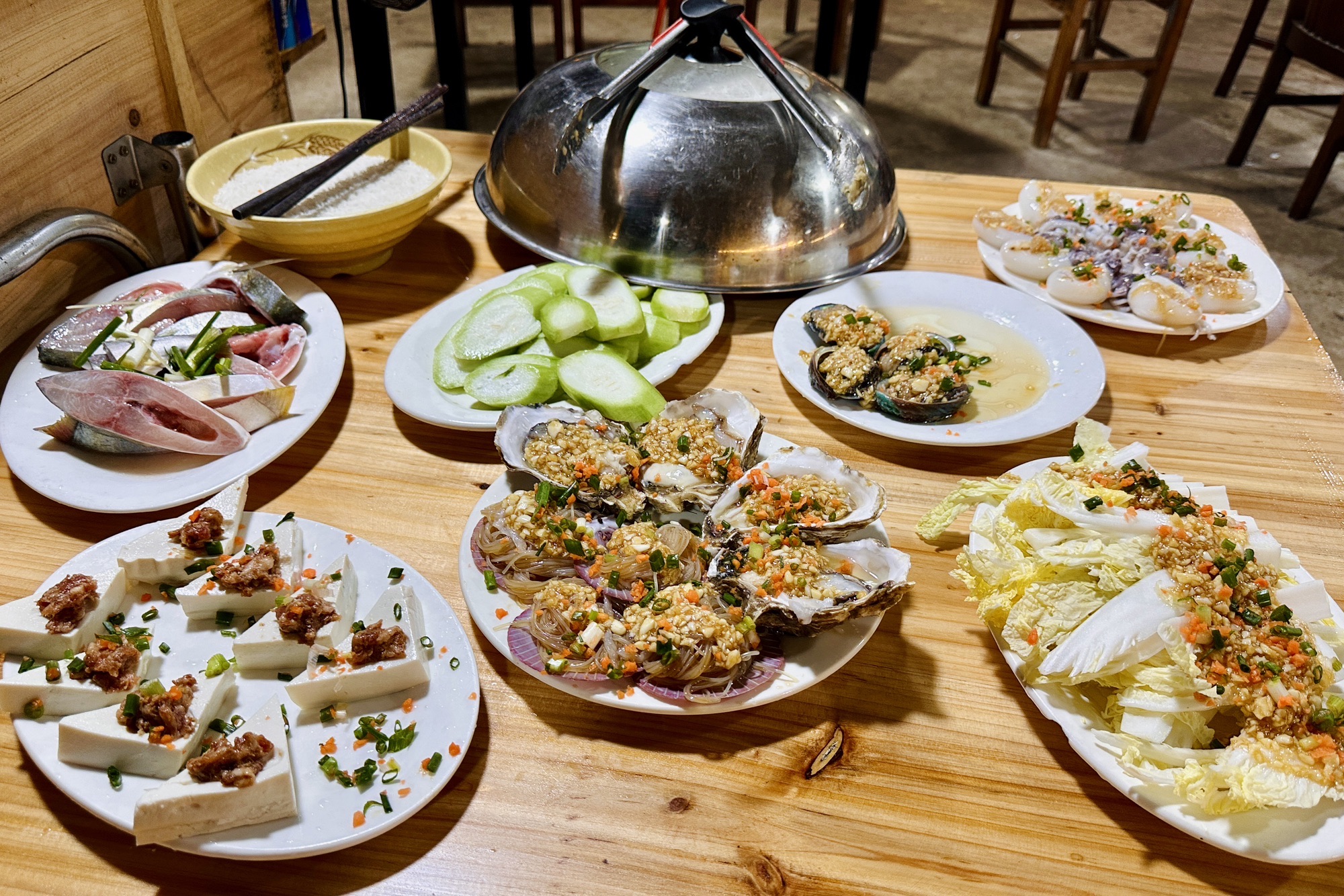 荣鑫桑拿菜馆(侨乡路店)