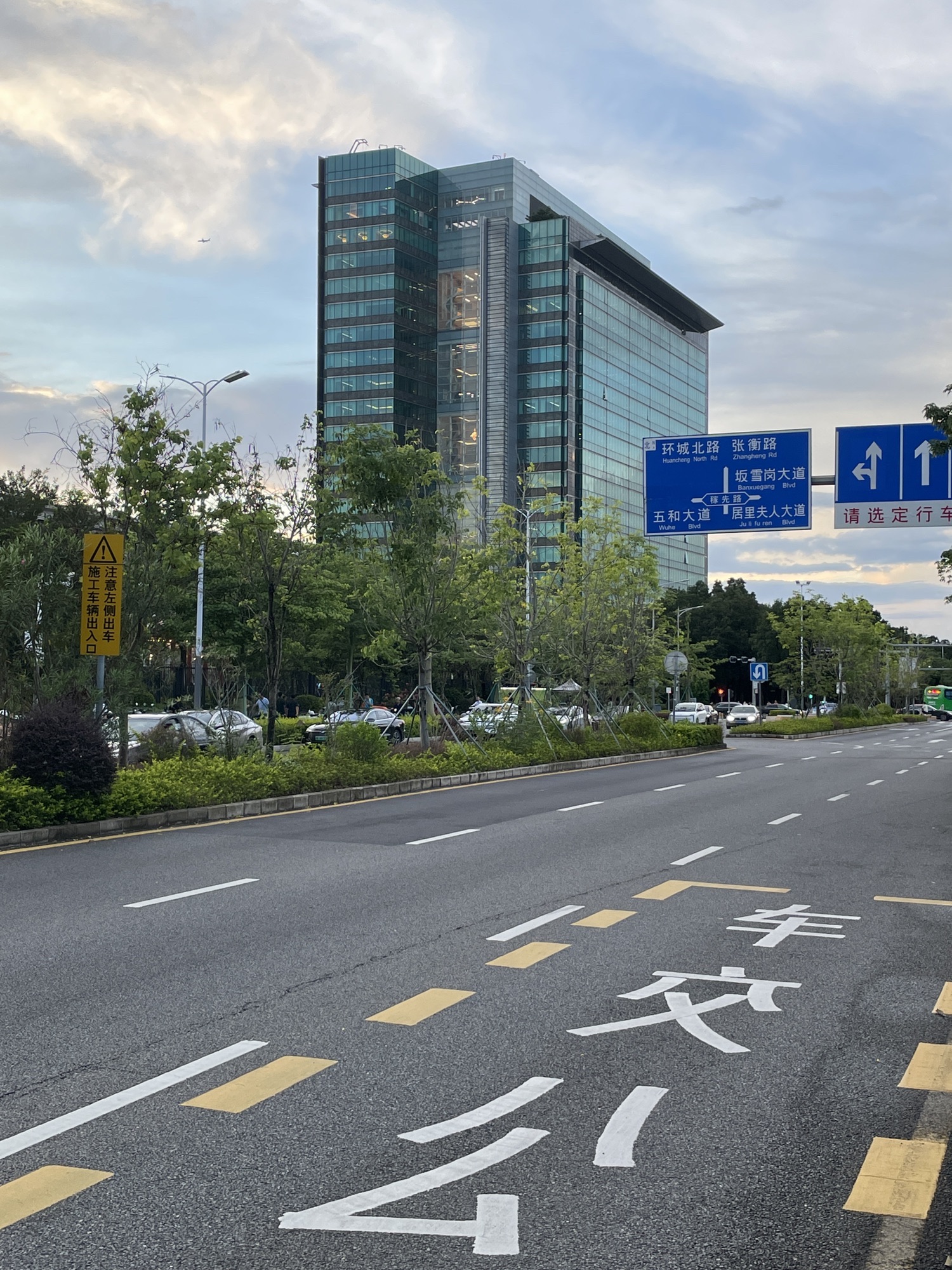深圳华为坂田园区F区F1座