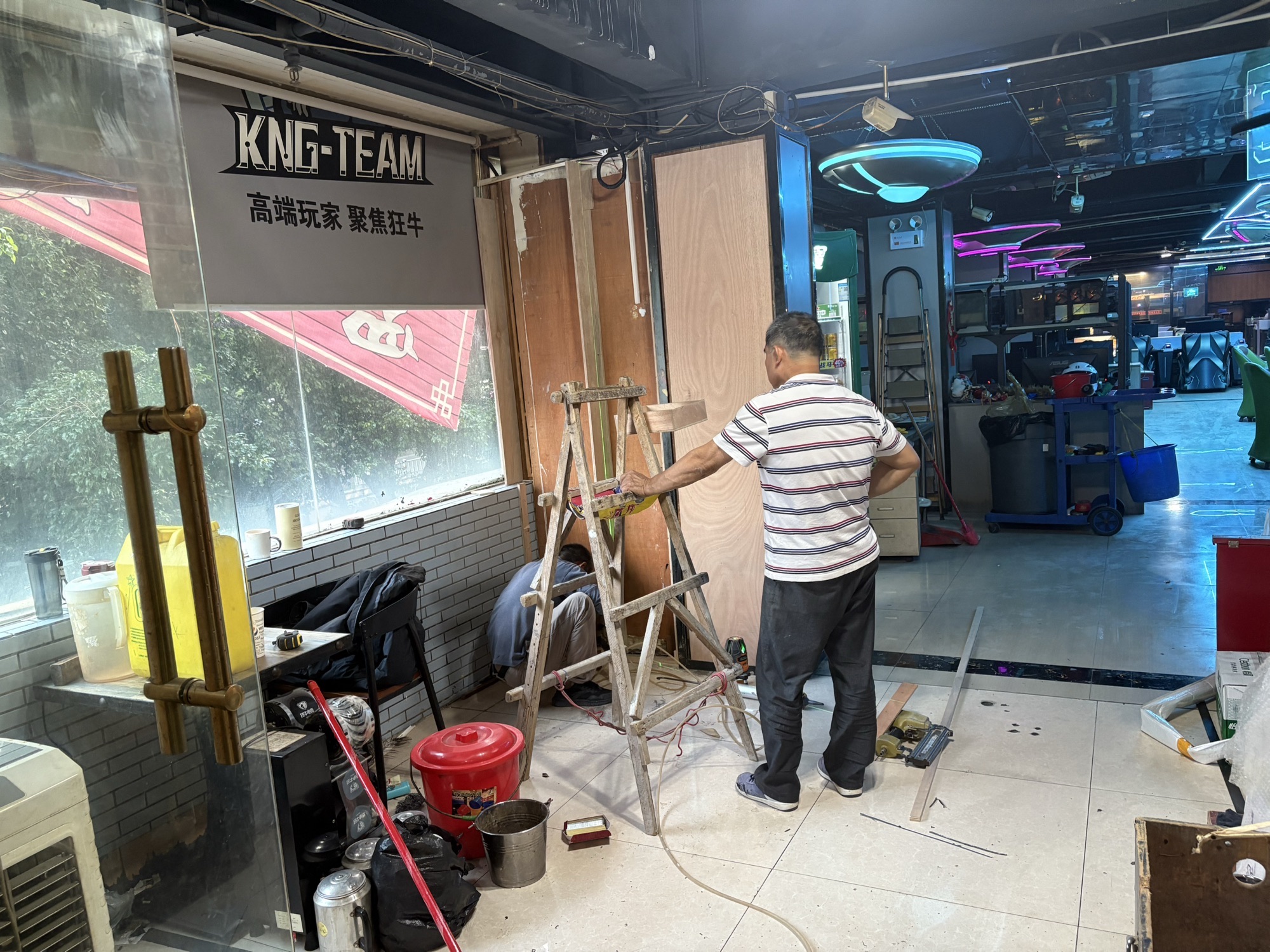 狂牛网咖(世纪永恒店)