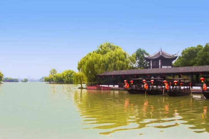 天井湖南湖景区旅行图片 1