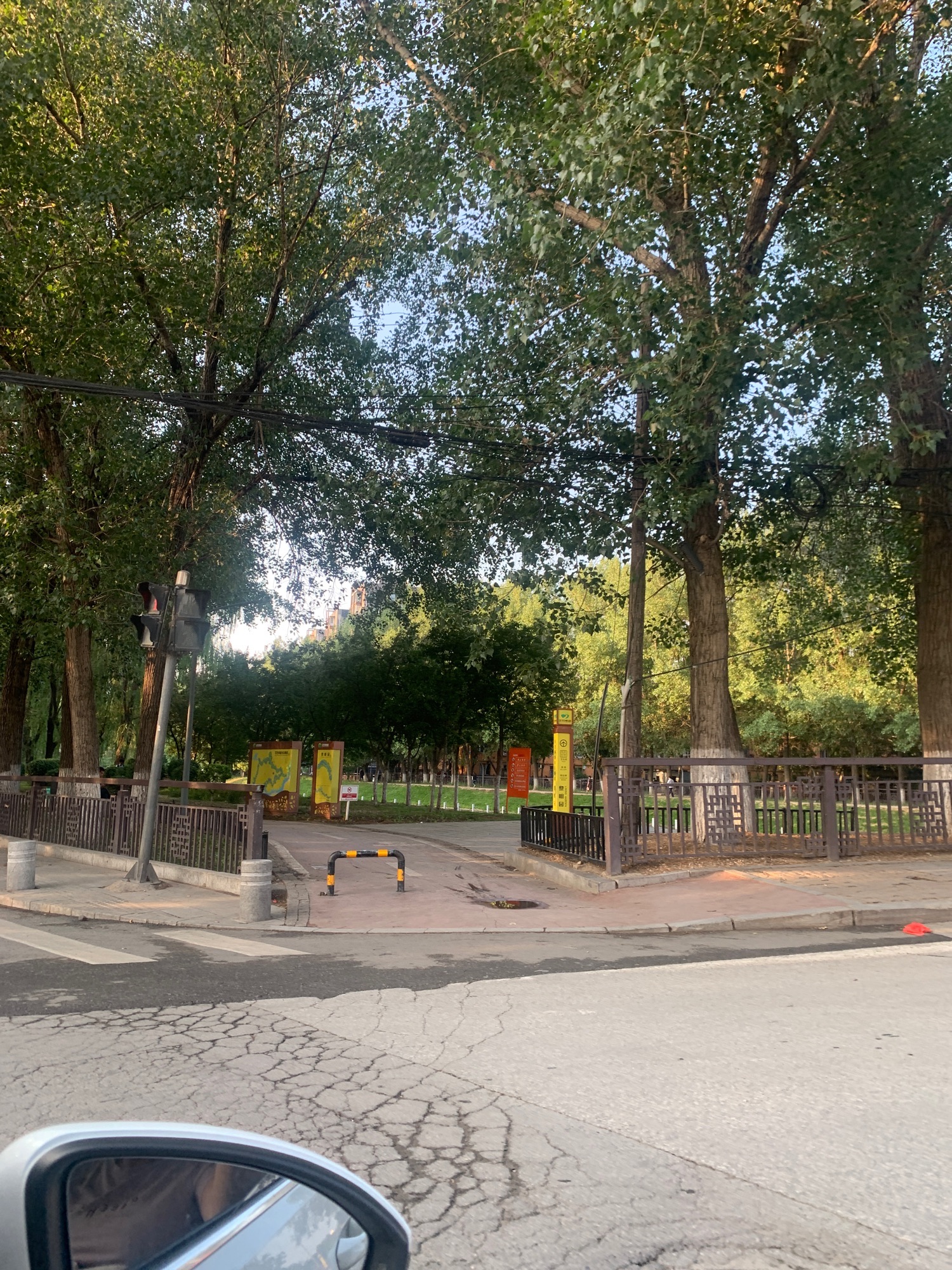 黎明广场旅行图片 1