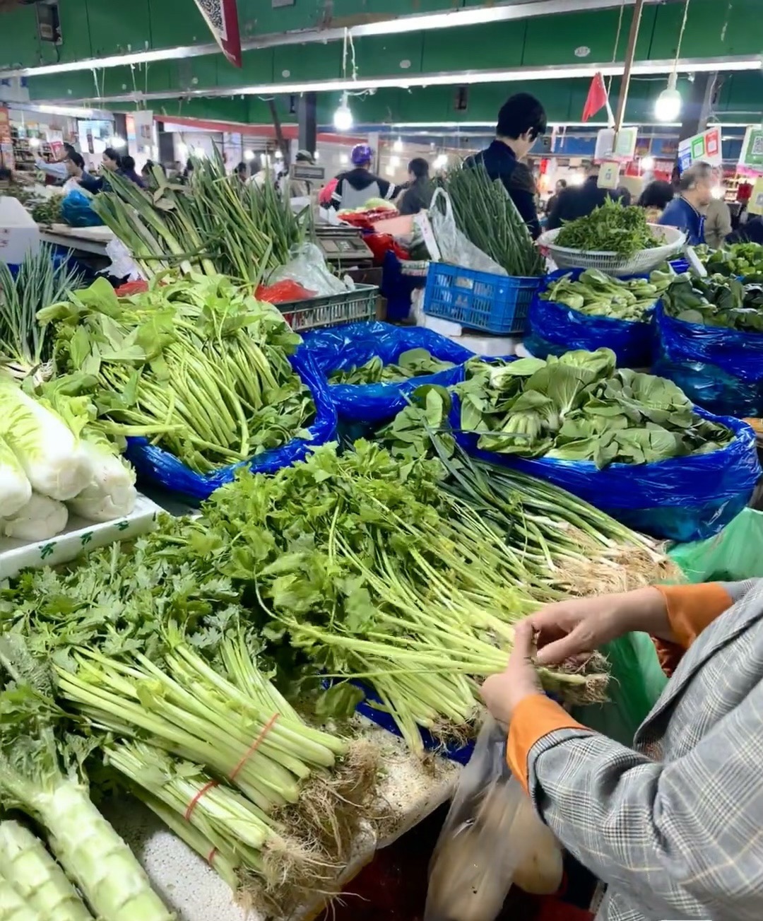 薛津镇菜市场