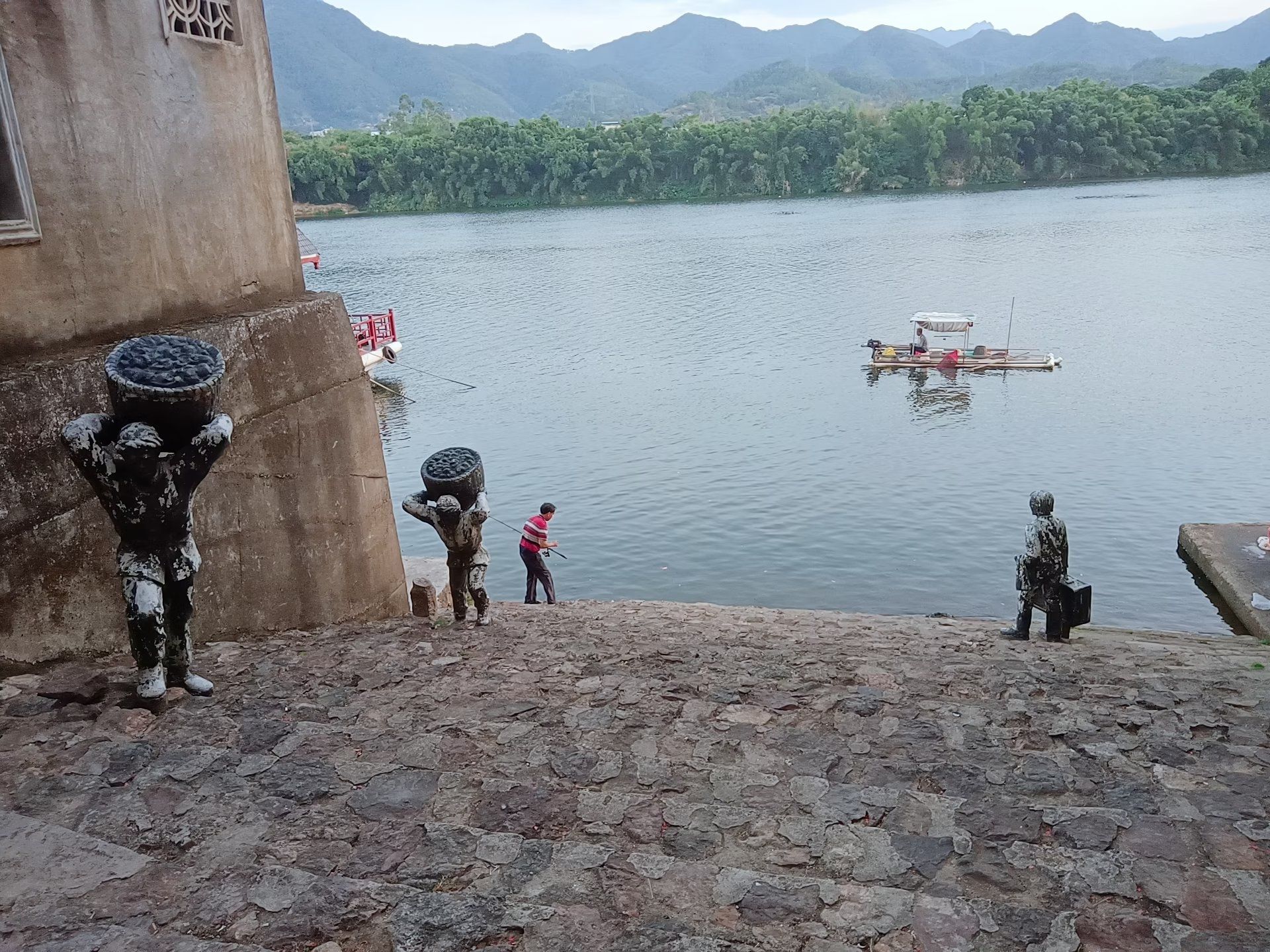 中国移民纪念广场旅行图片 3