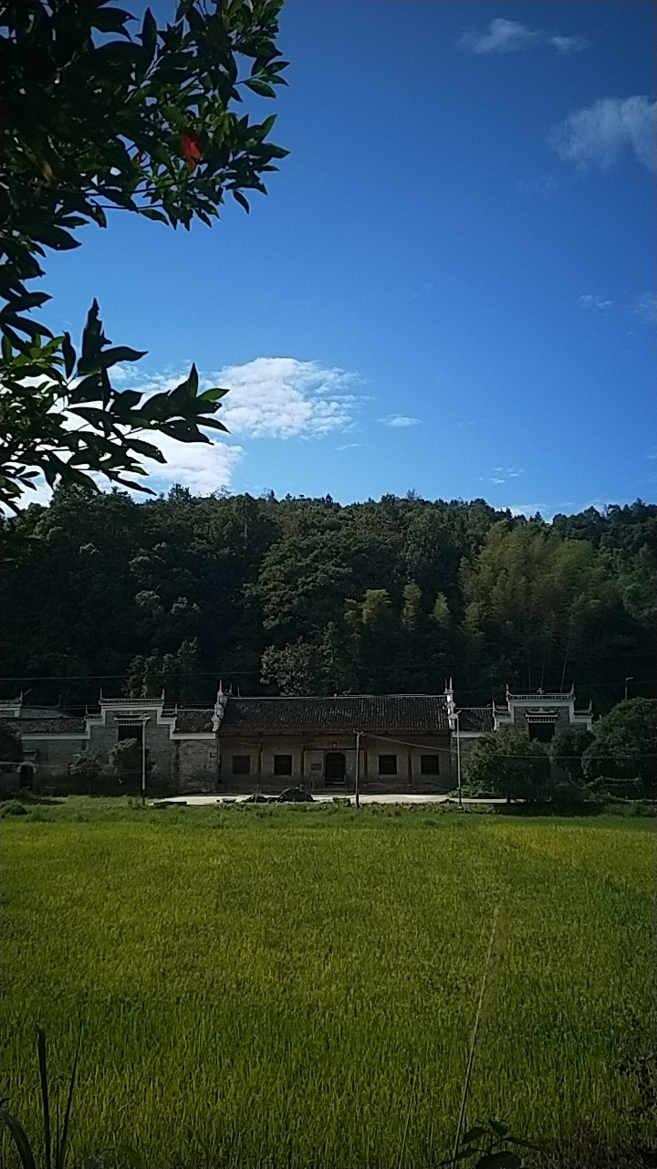 张岳龄故居