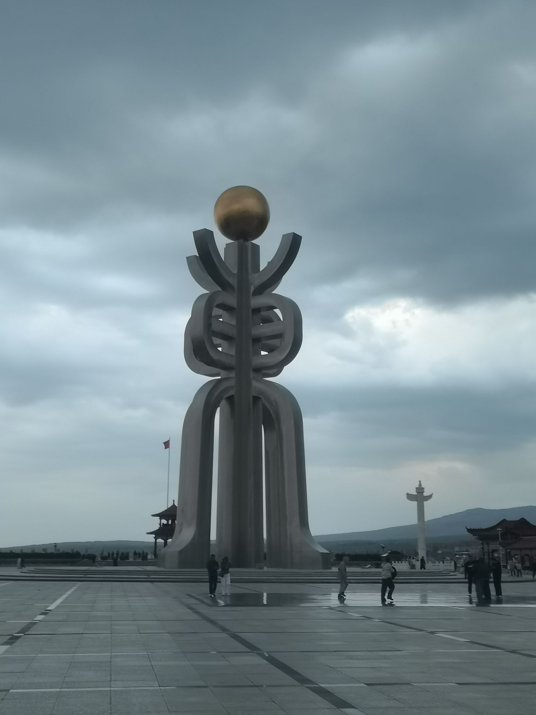 东极广场旅行图片 1