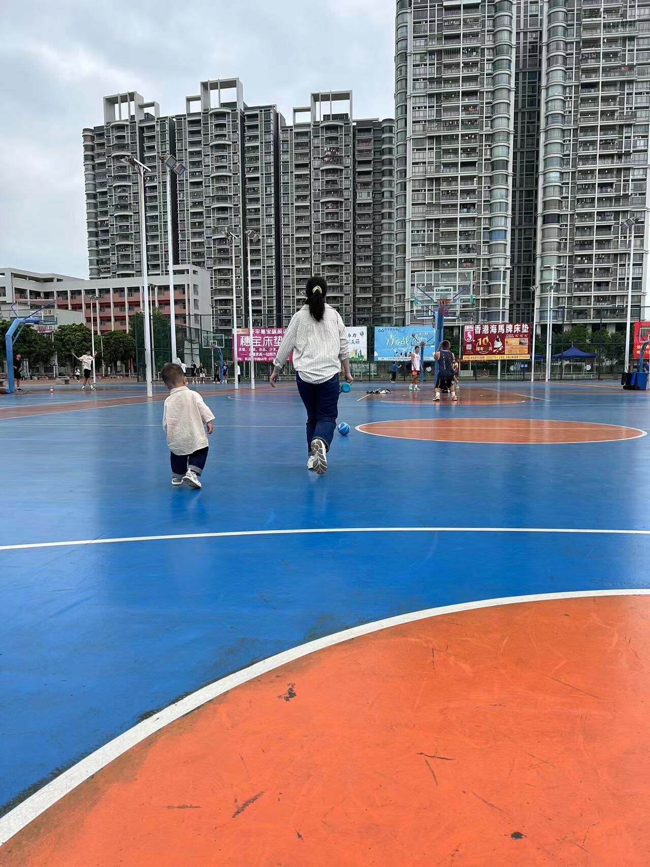 苍江健身广场旅行图片 1