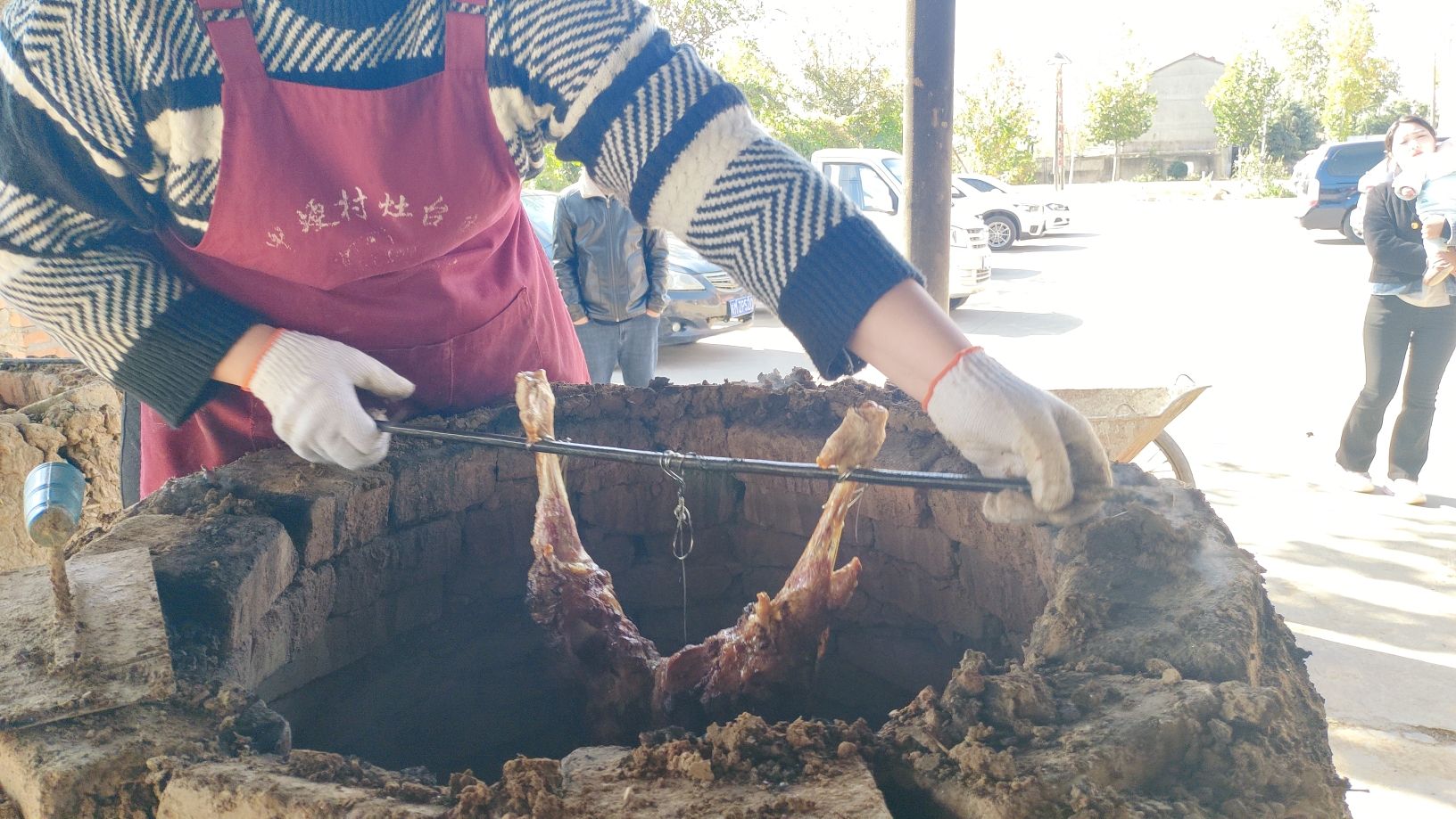 甲埂村灶台鱼餐馆