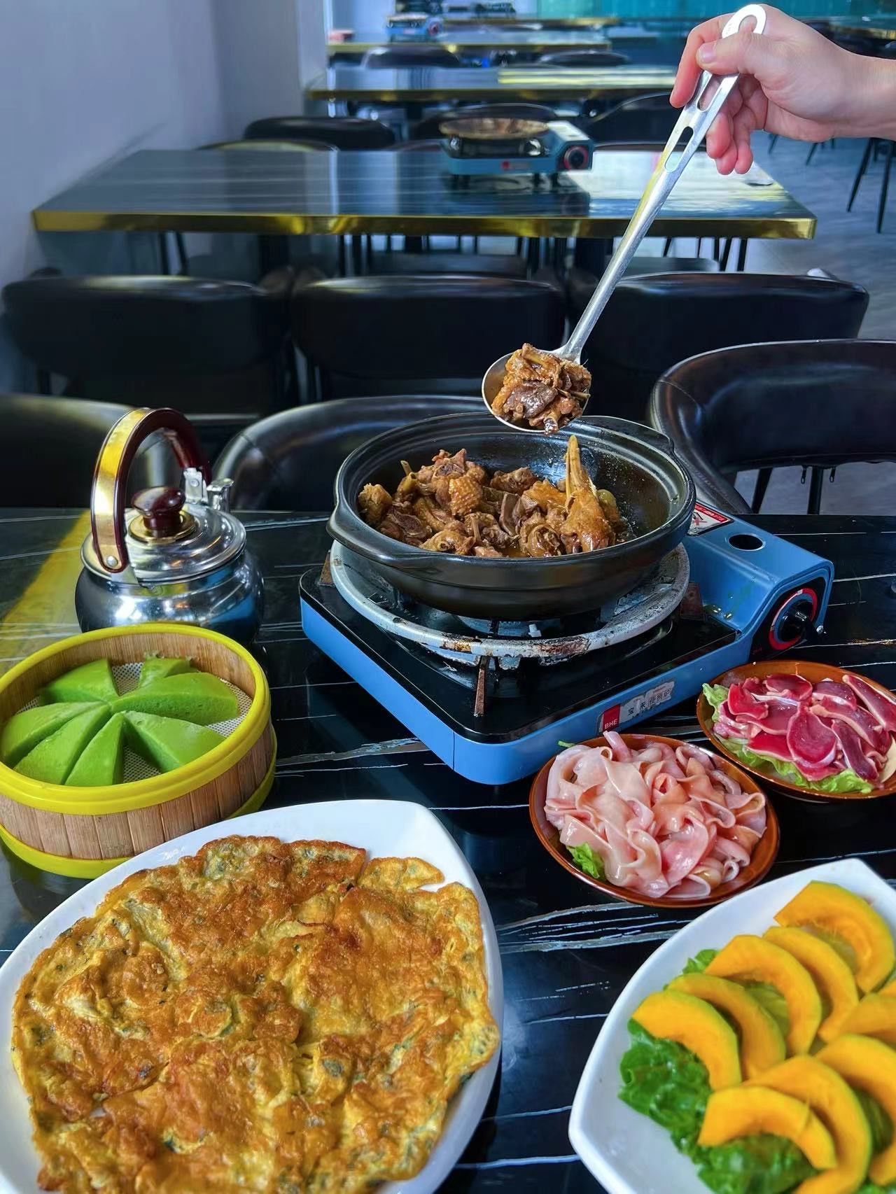 枫木香草鸭餐厅