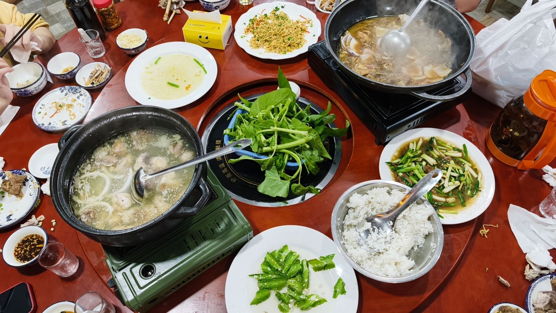 玉龙鹅庄粤海海鲜馆(兴隆店)