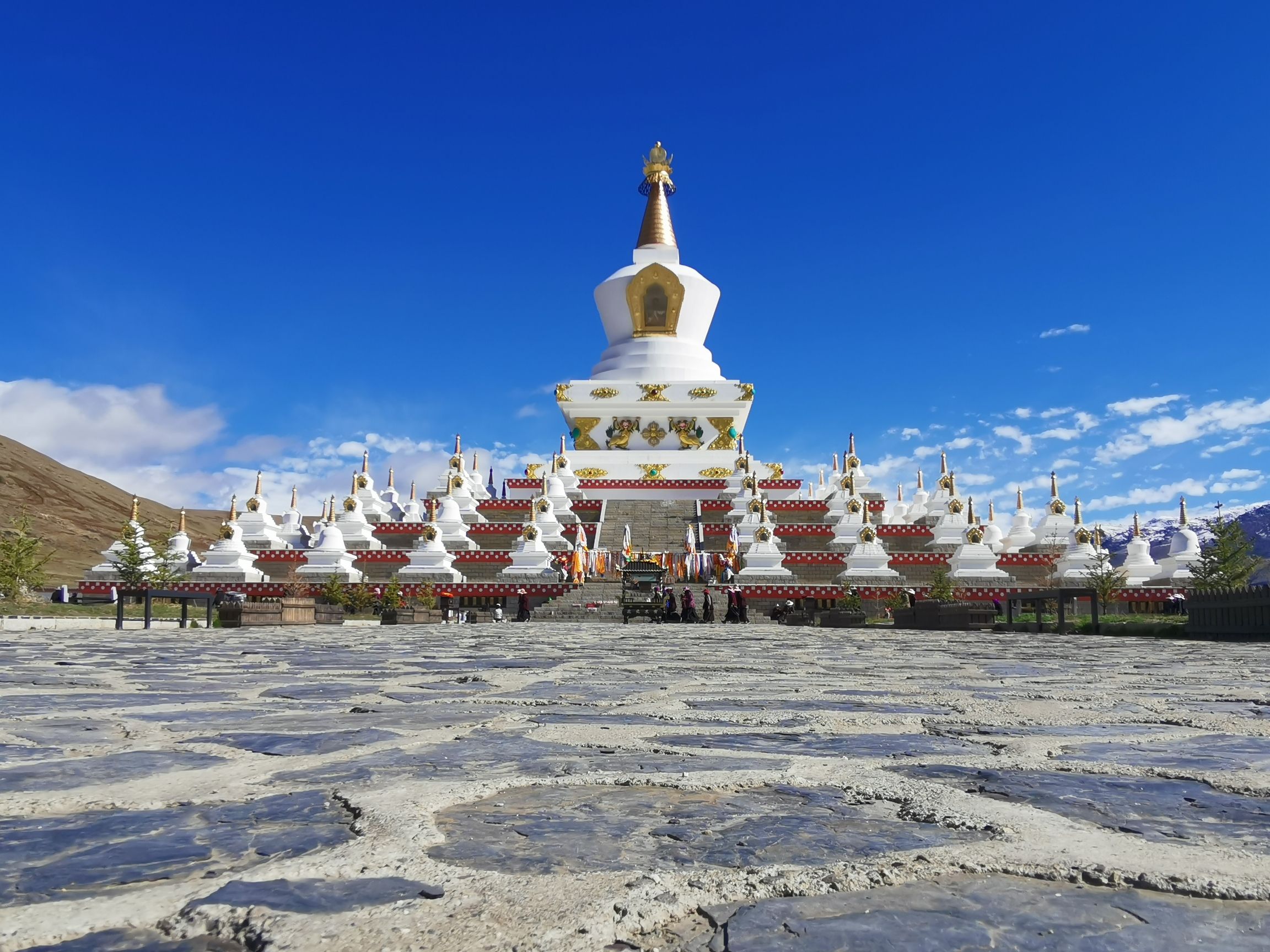 稻城县城旅行图片 3