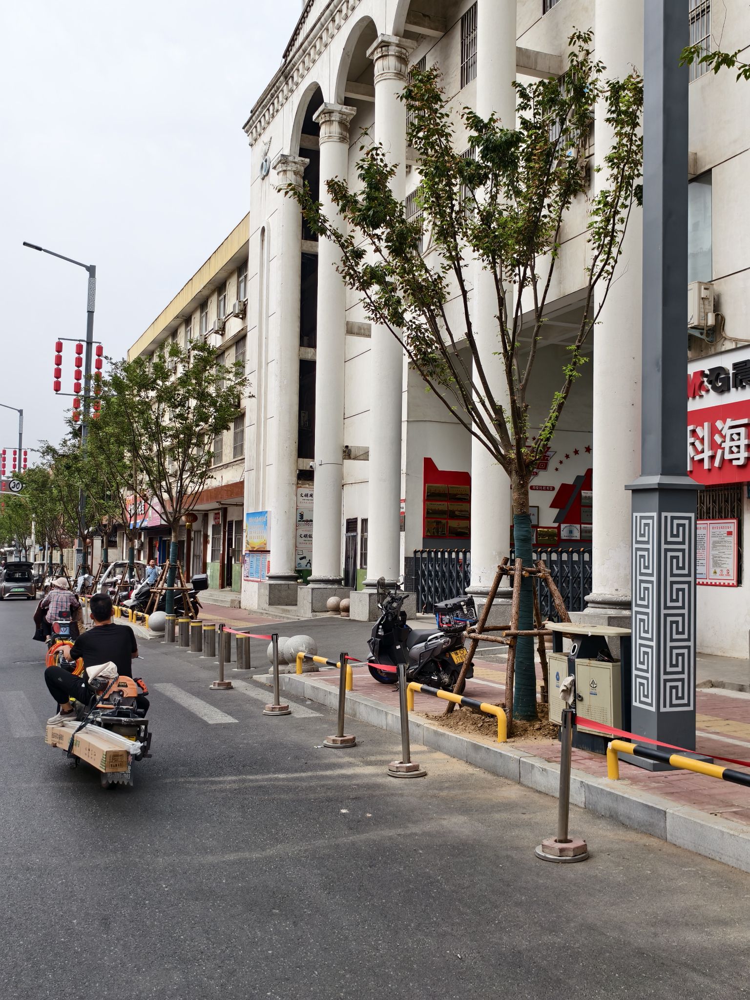 雷锋小学