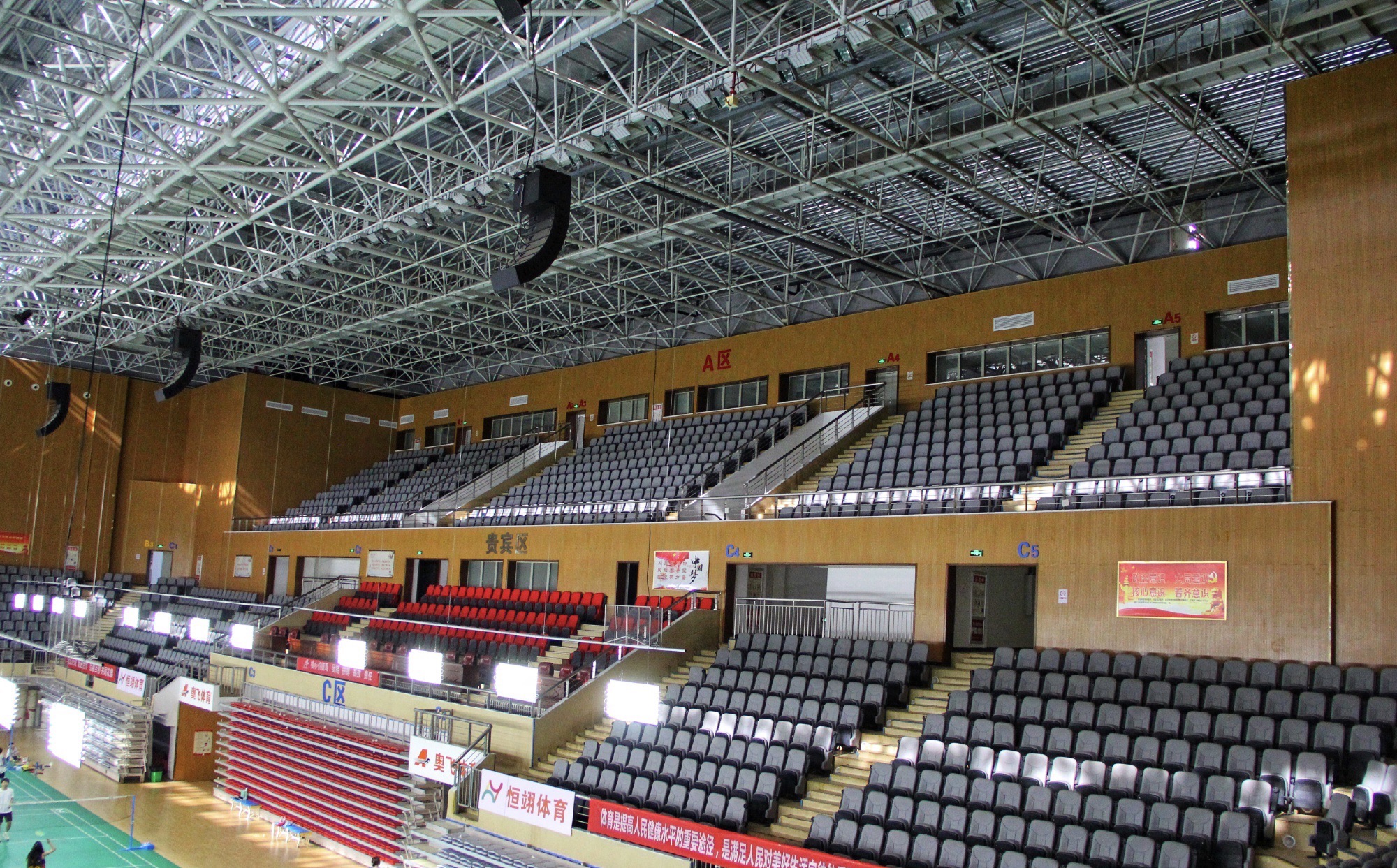 南昌县洪州体育馆