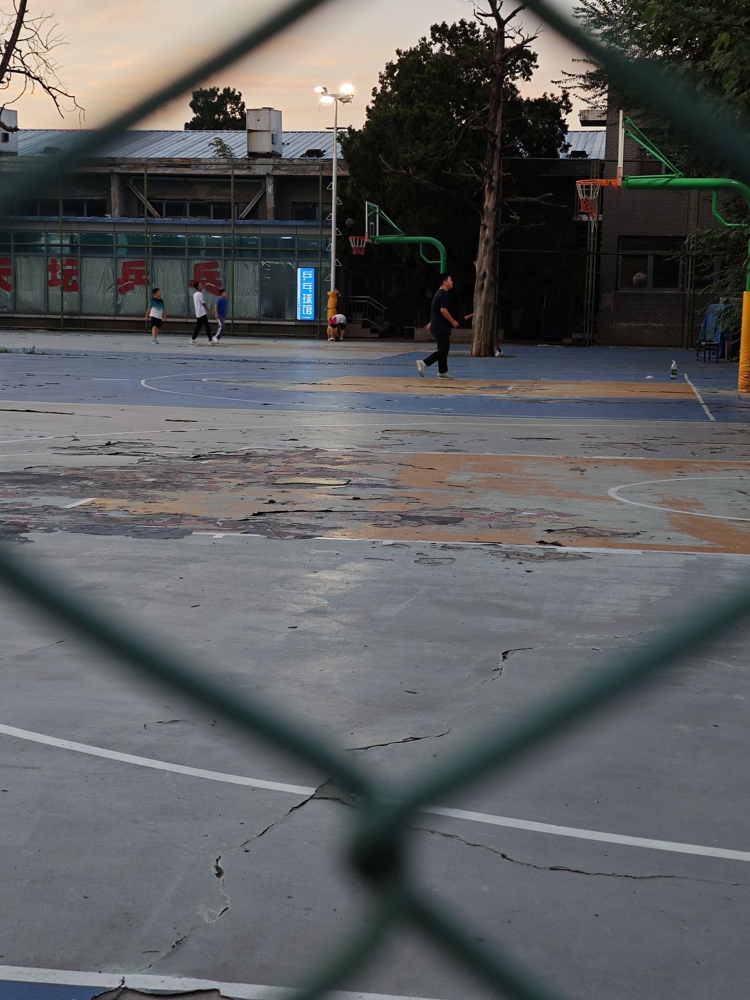 场地封面-天坛体育活动中心羽毛球篮球馆