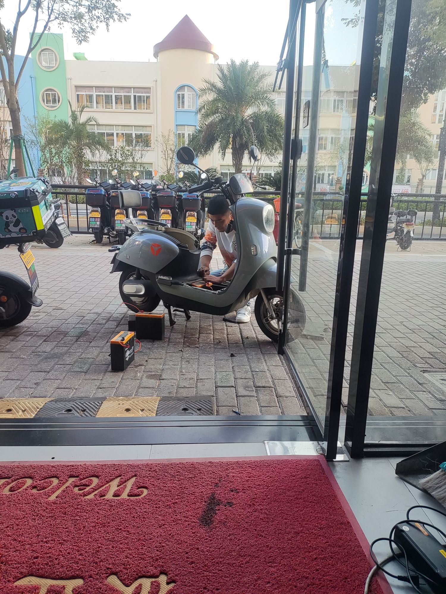 雅迪电动车(电动车出租)