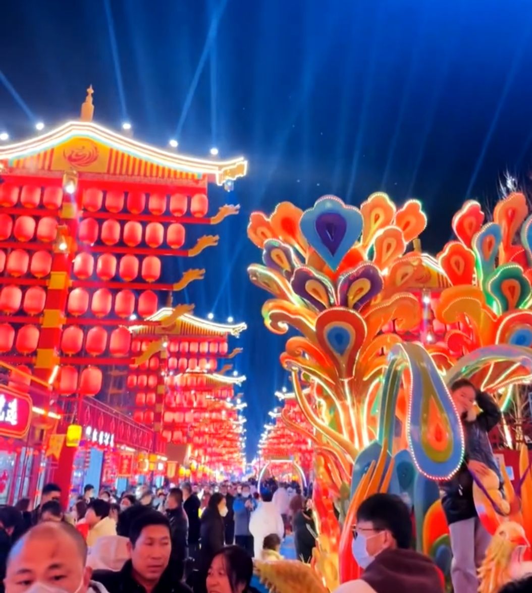 凤凰台广场旅行图片 3