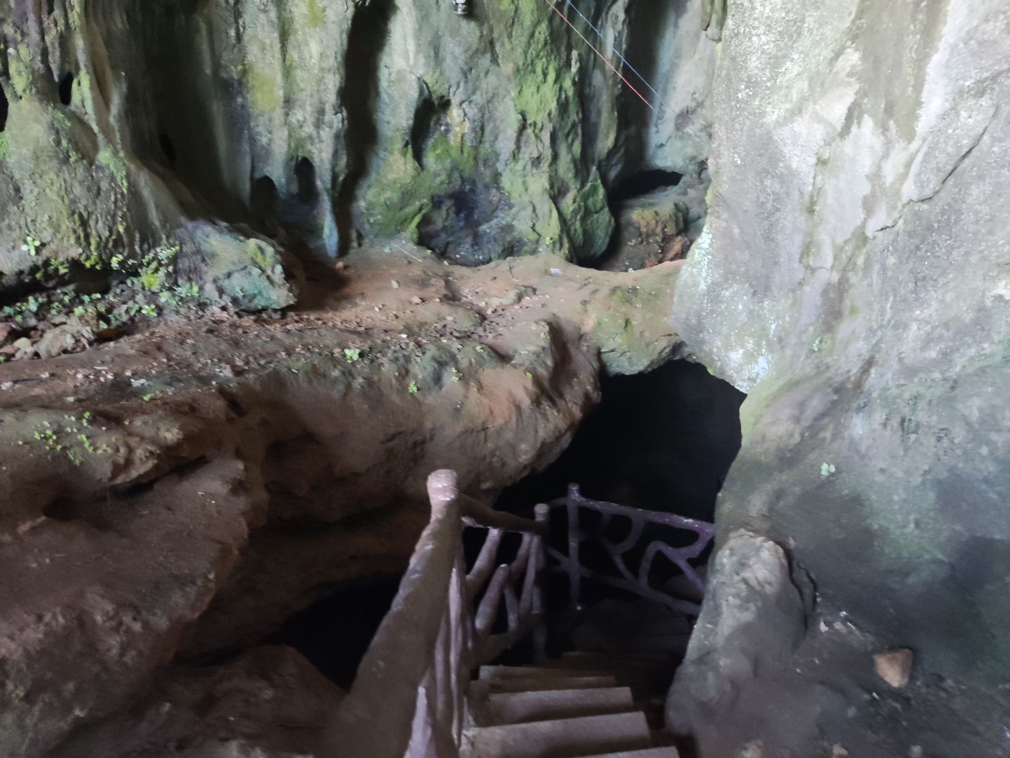 上堡溶洞旅行图片 2