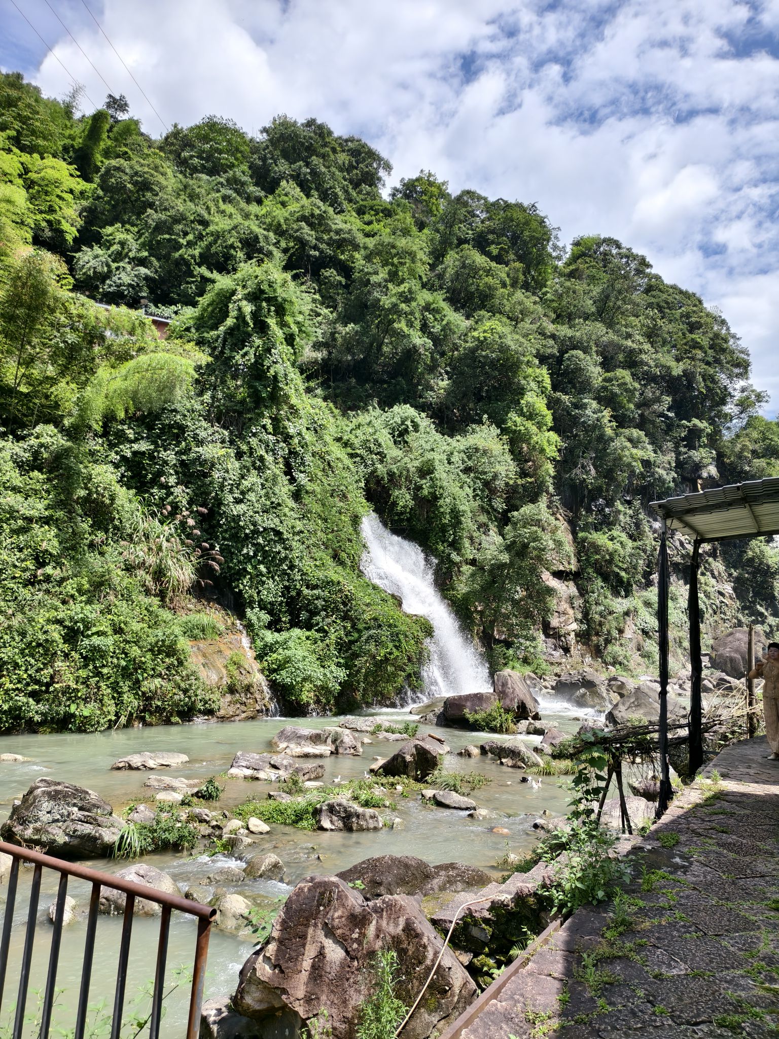 赤岩山风景区