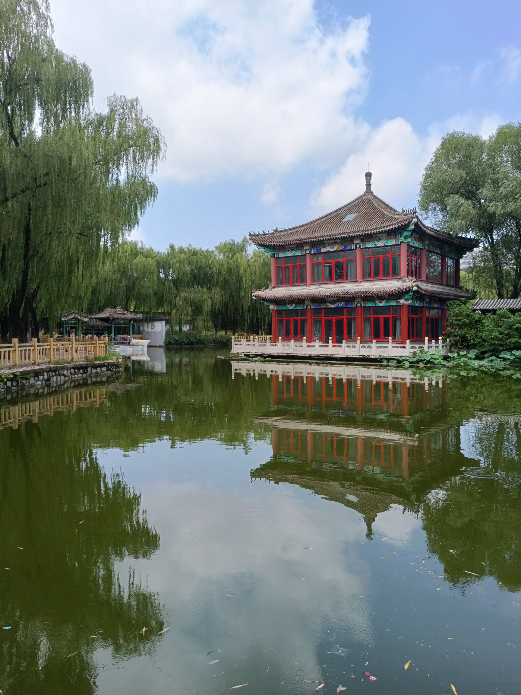 兴隆公园-湖心岛