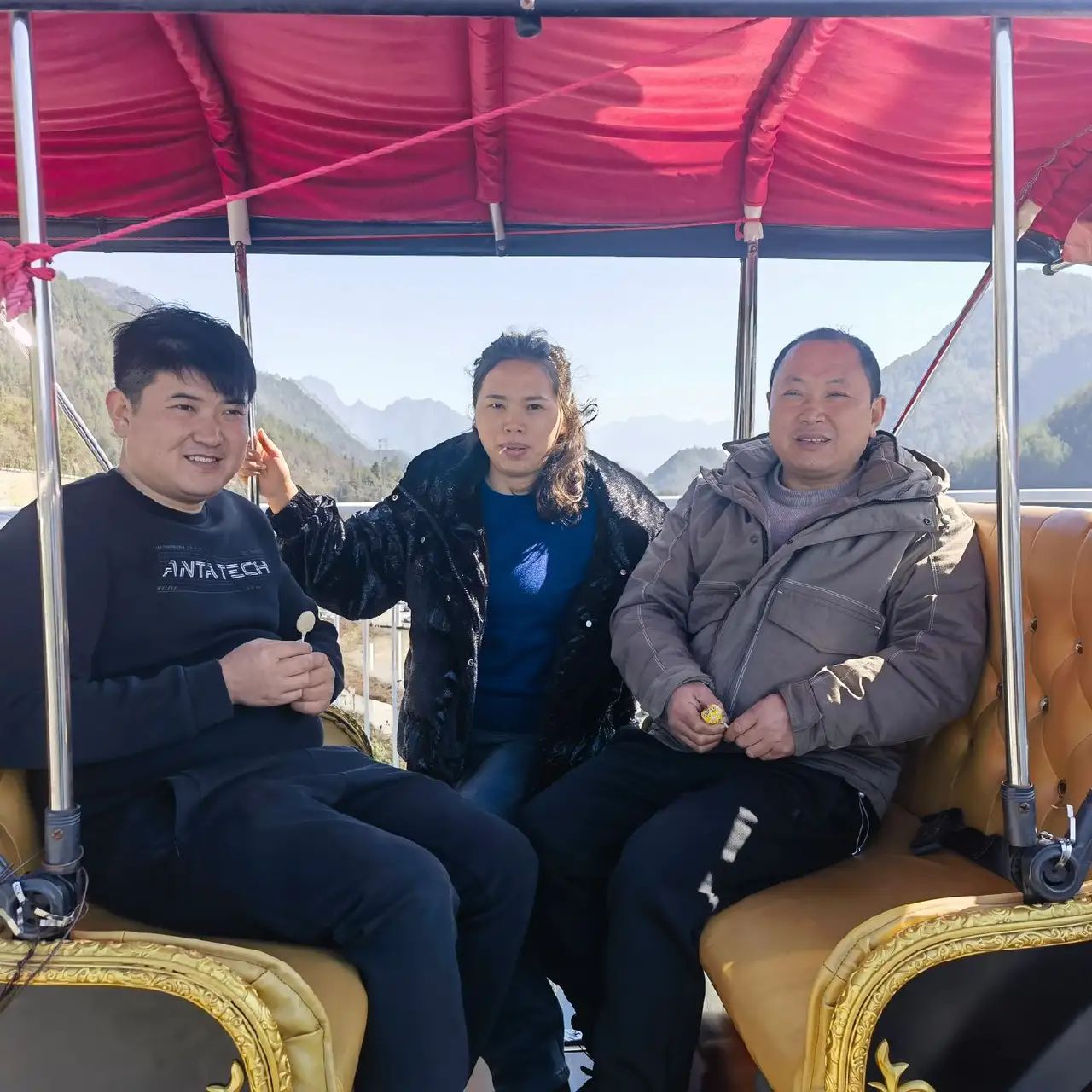 巴山大峡谷景区旅行图片 1