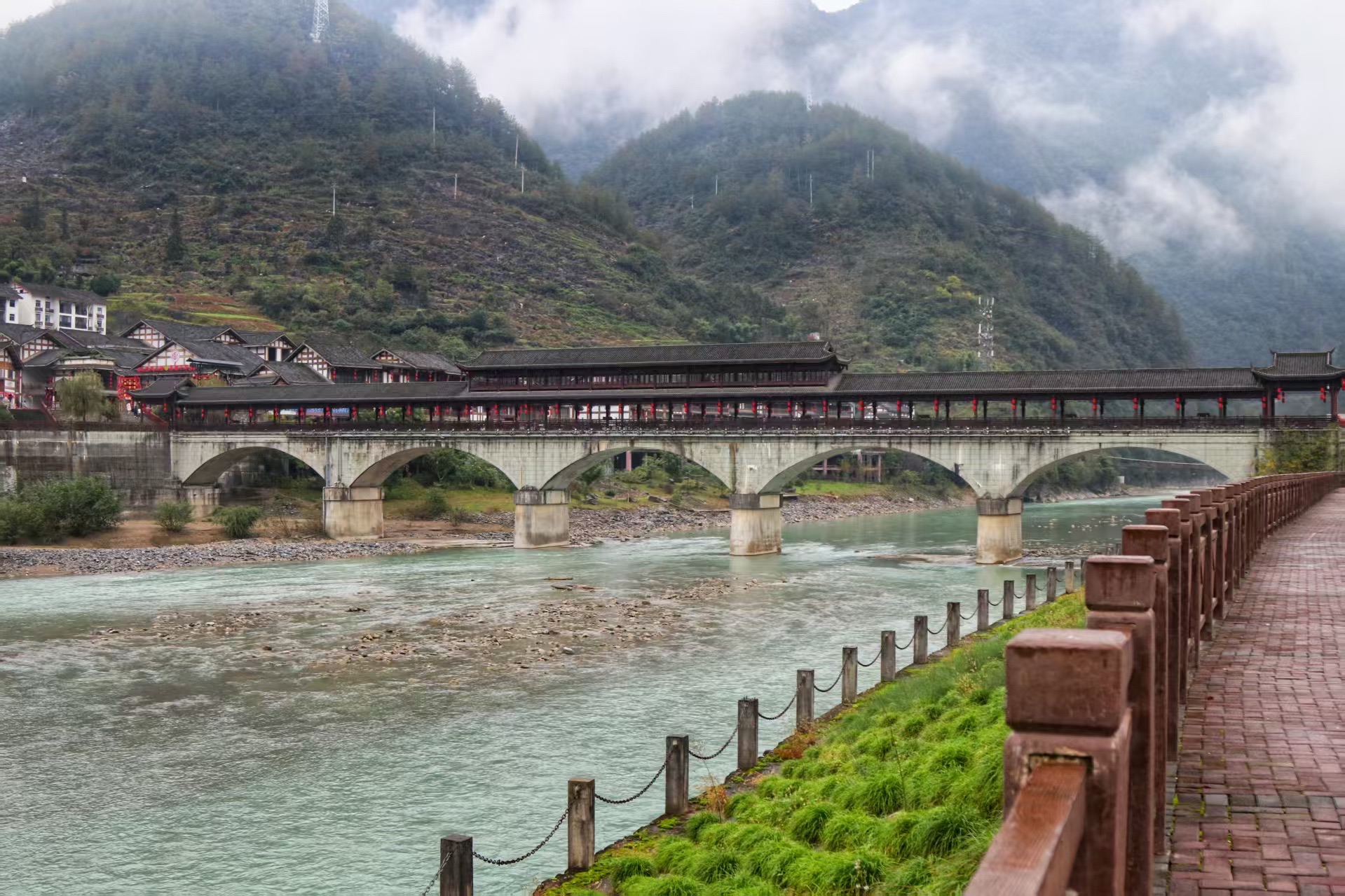 巴山大峡谷景区旅行图片 2