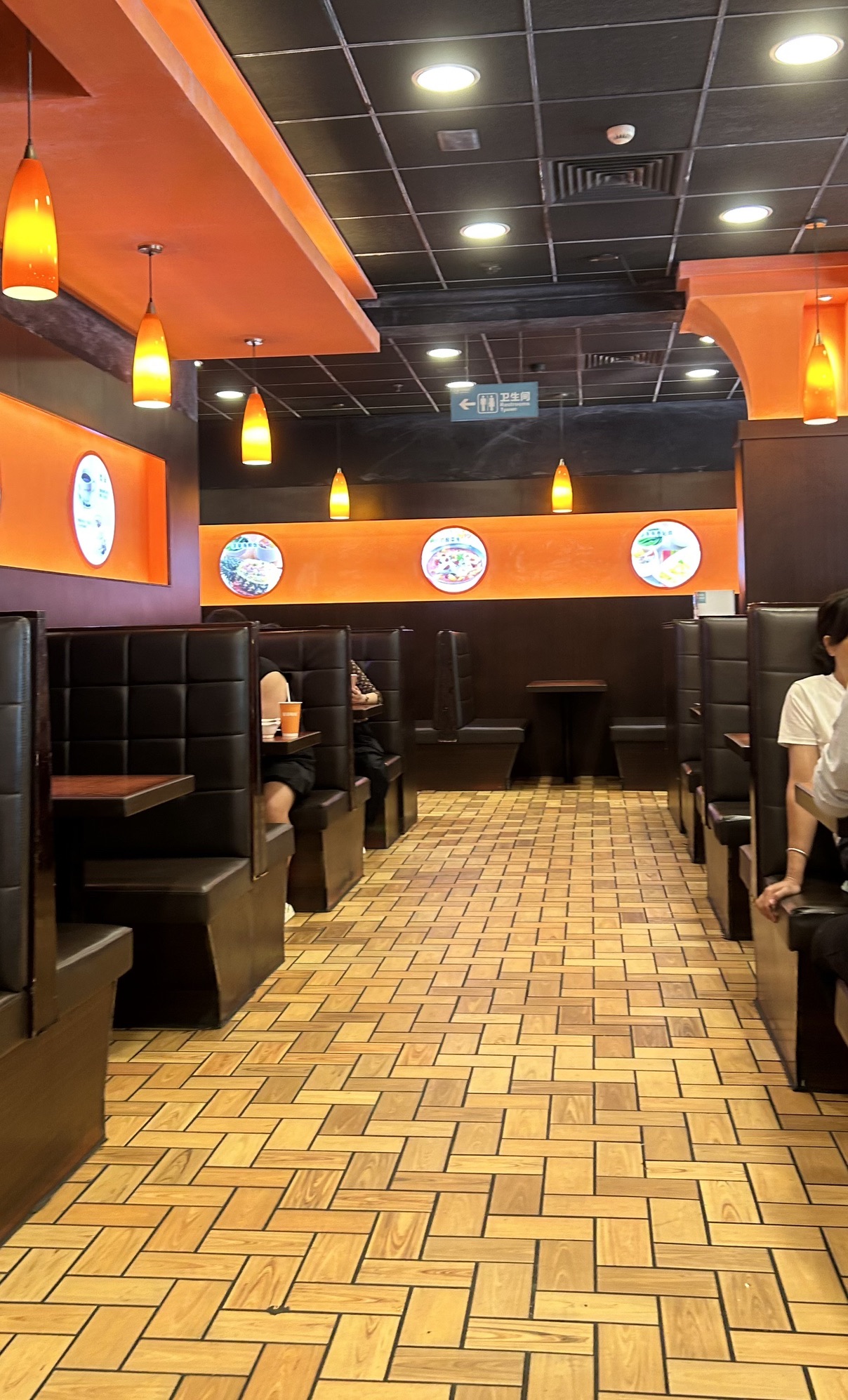 爱语阳光餐厅(河西路店)