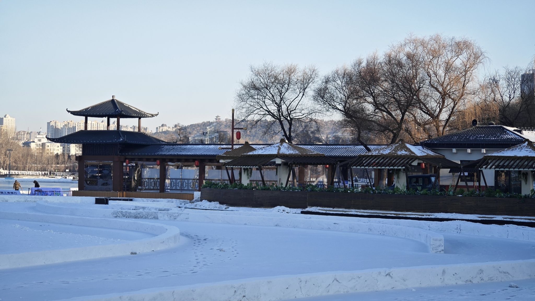 北山公园-九龙门