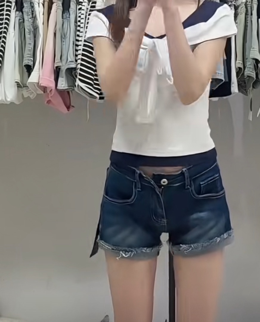 洪博服装城(广源财富广场店)