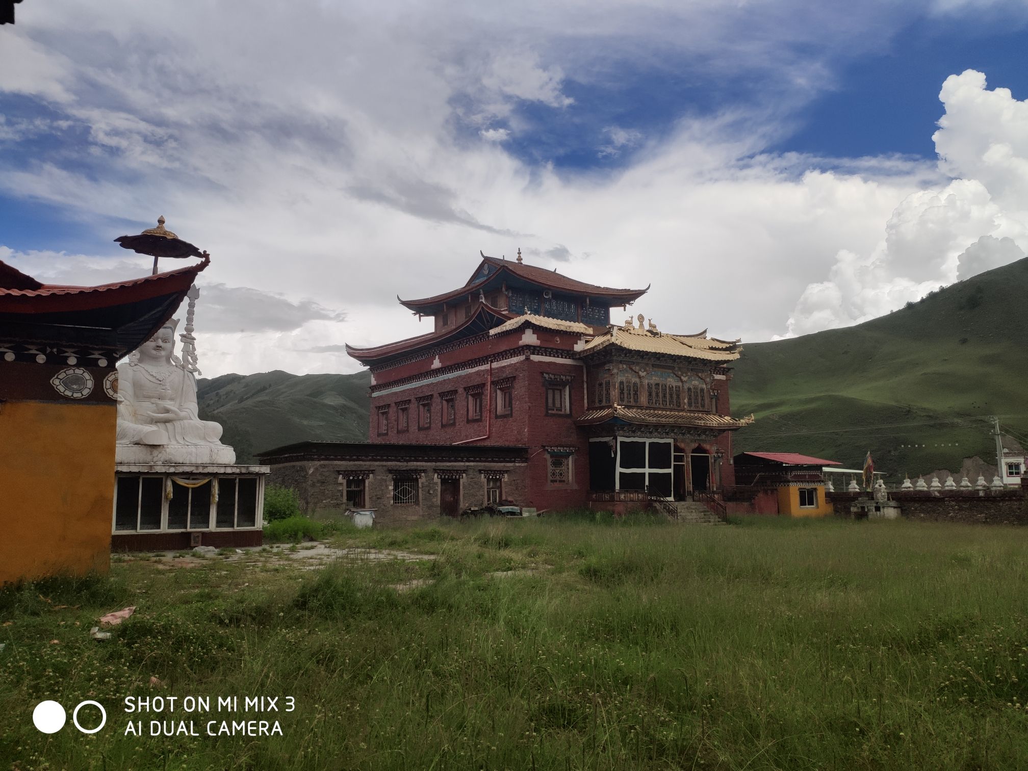 下柏桑寺庙实景照片