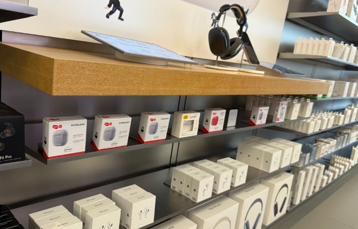 Apple授权专营店(共青团路店)