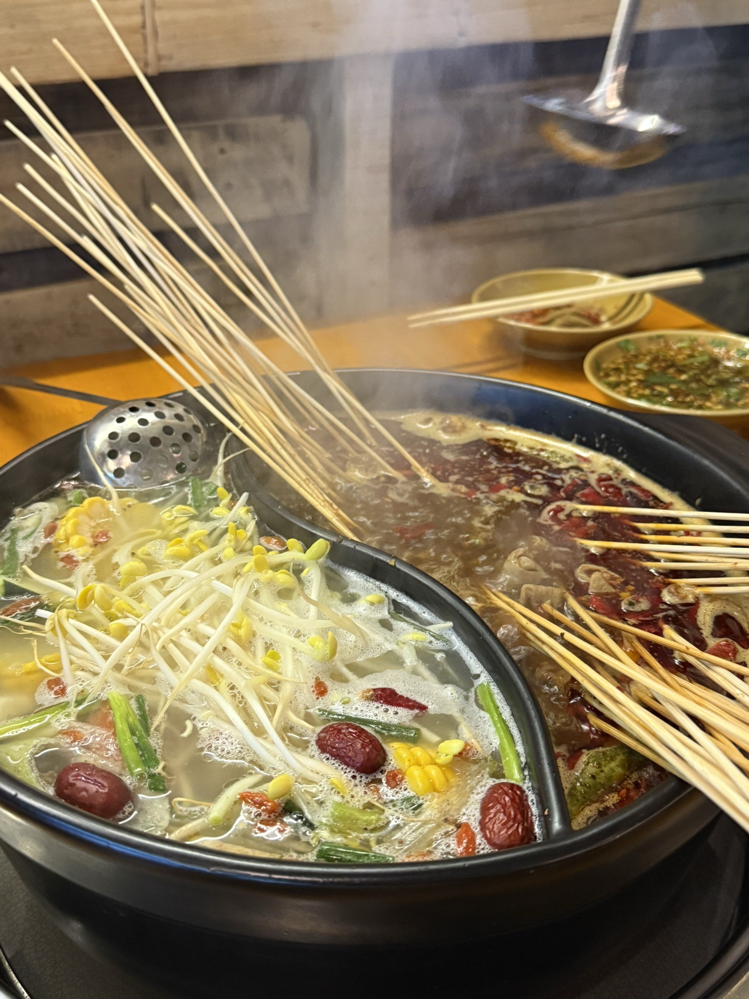 灌县老妈砂锅串串(上三杞店)