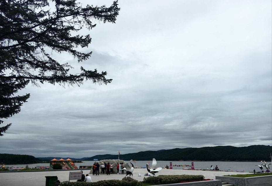 鹤立湖旅行图片 1
