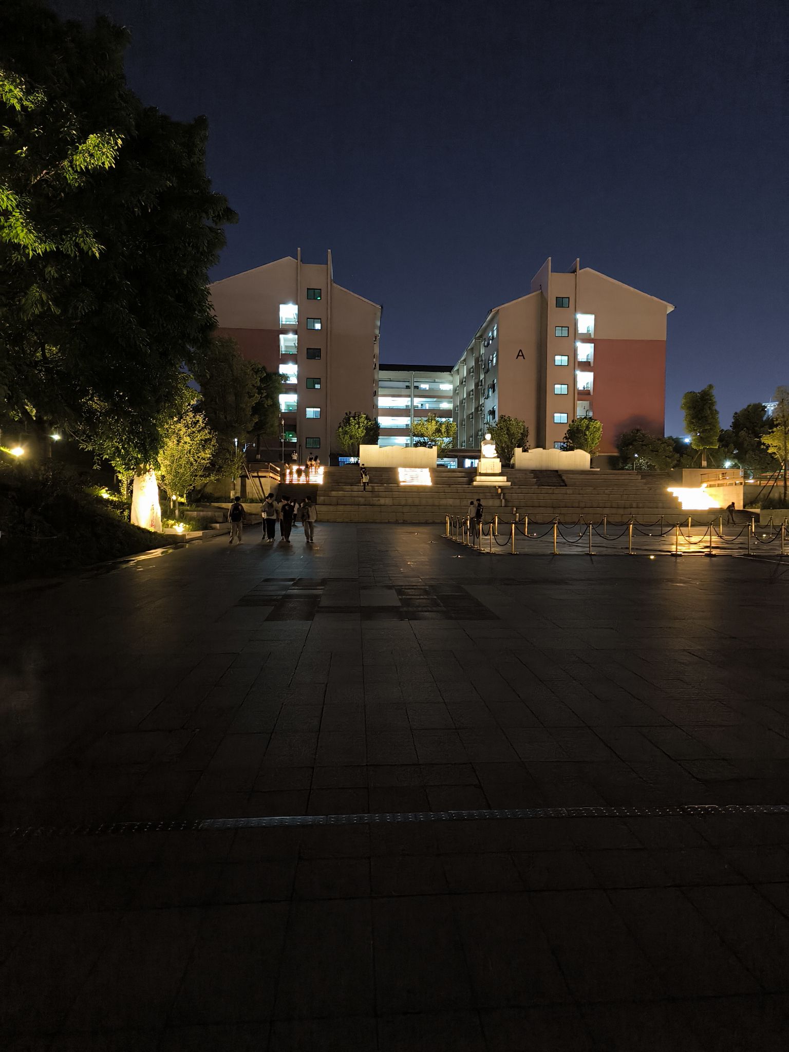 泸州职业技术学院(东华校区)